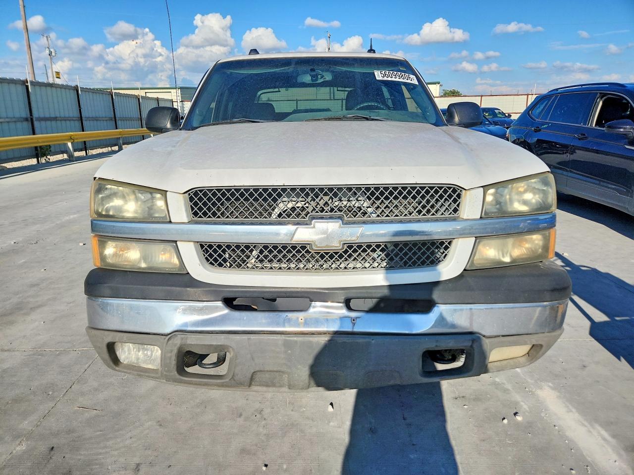 2004 Chevrolet Avalanche C1500 White vin: 3GNEC12T24G104248