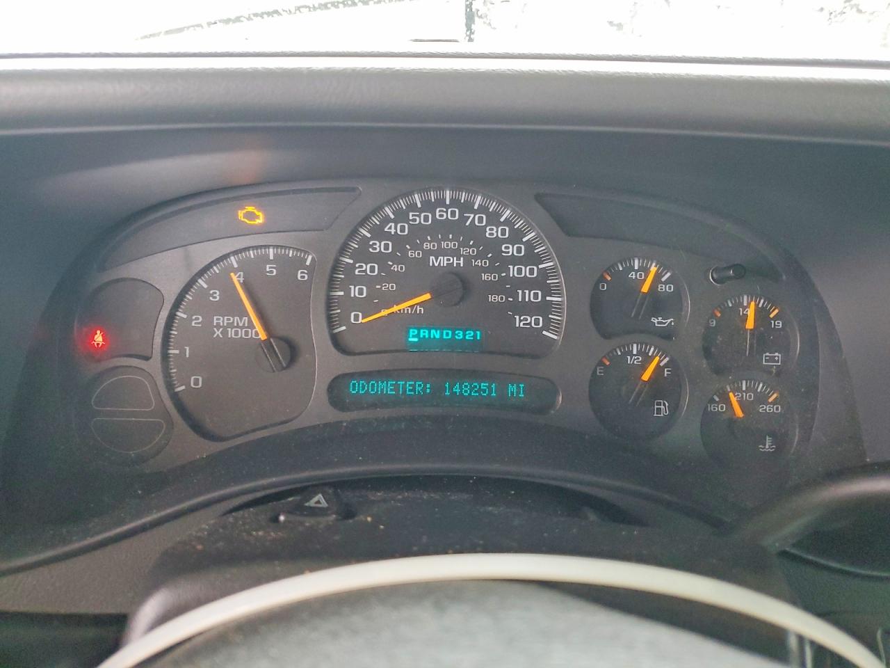 2004 Chevrolet Avalanche C1500 White vin: 3GNEC12T34G103836