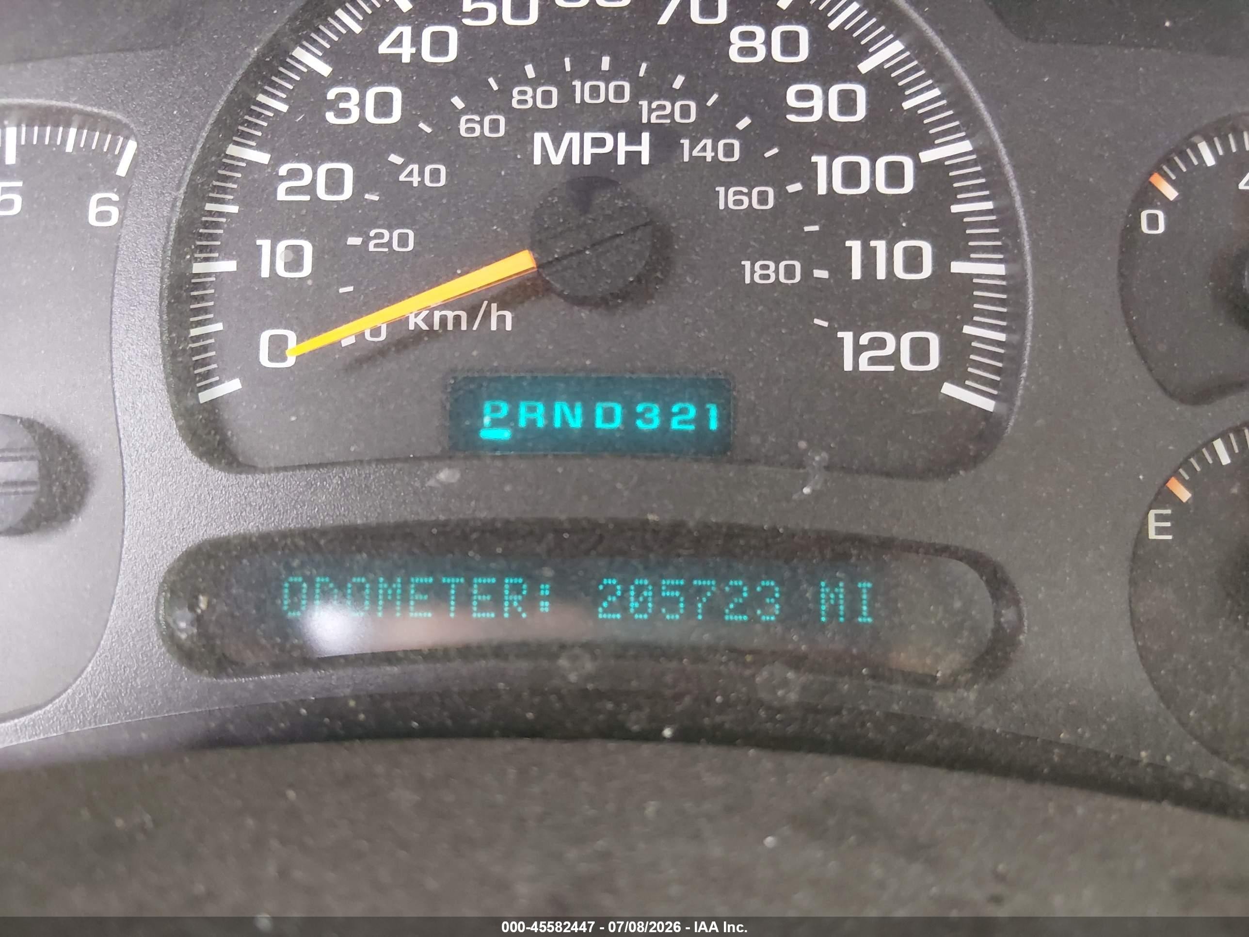 2004 Chevrolet Avalanche 1500   White vin: 3GNEC12T34G147660