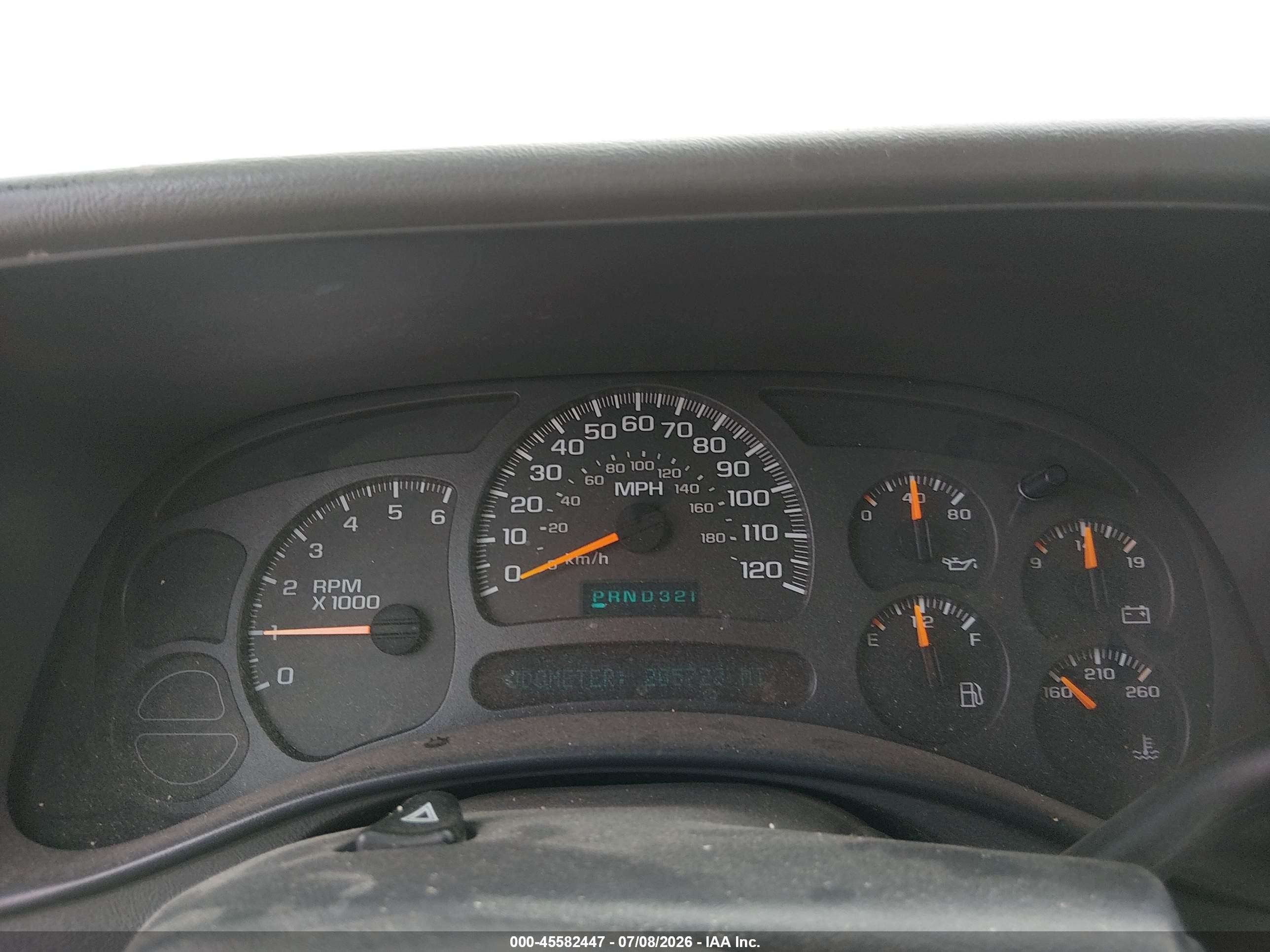 2004 Chevrolet Avalanche 1500   White vin: 3GNEC12T34G147660