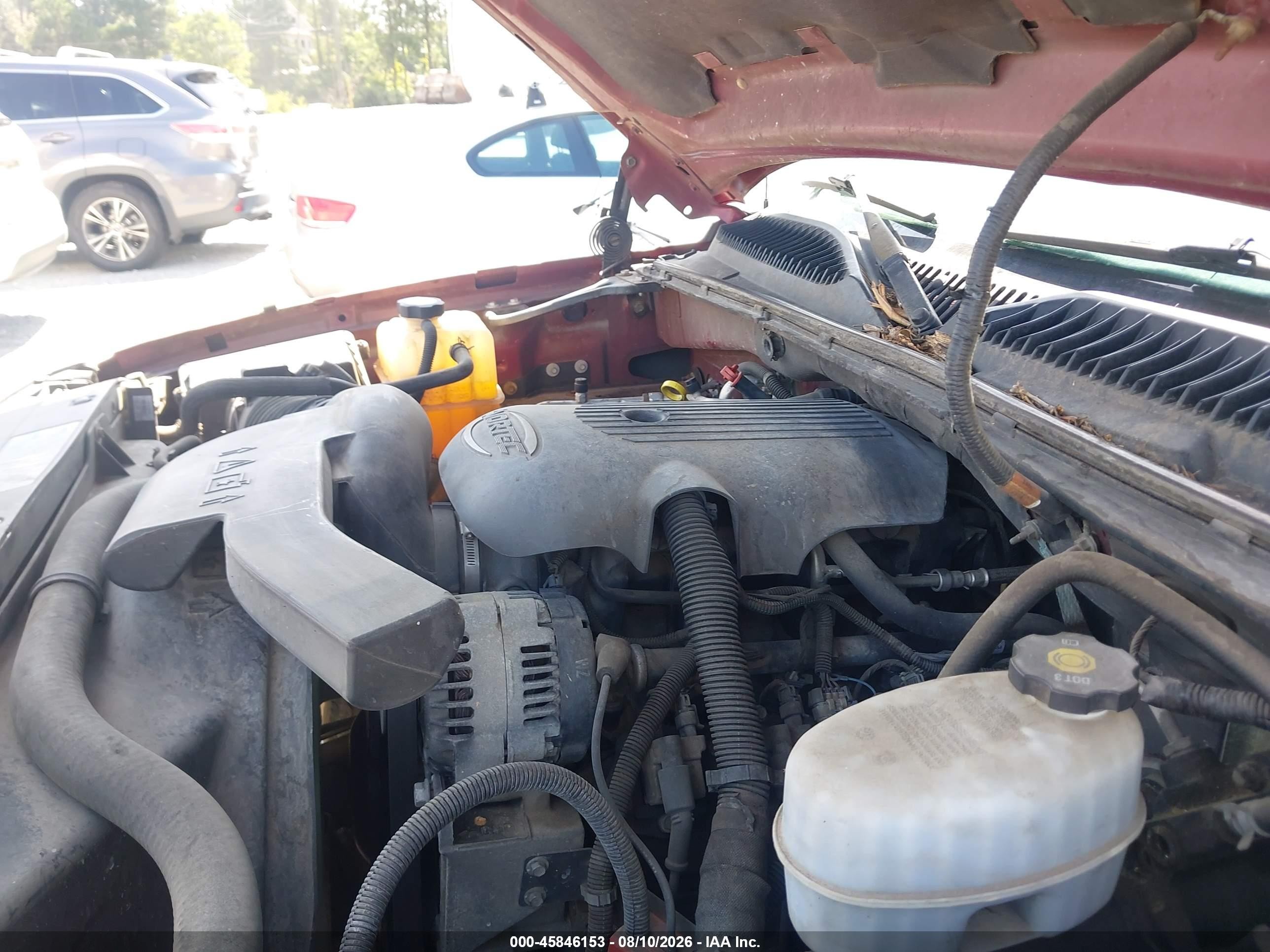 2004 Chevrolet Avalanche 1500   Maroon vin: 3GNEC12T44G140068