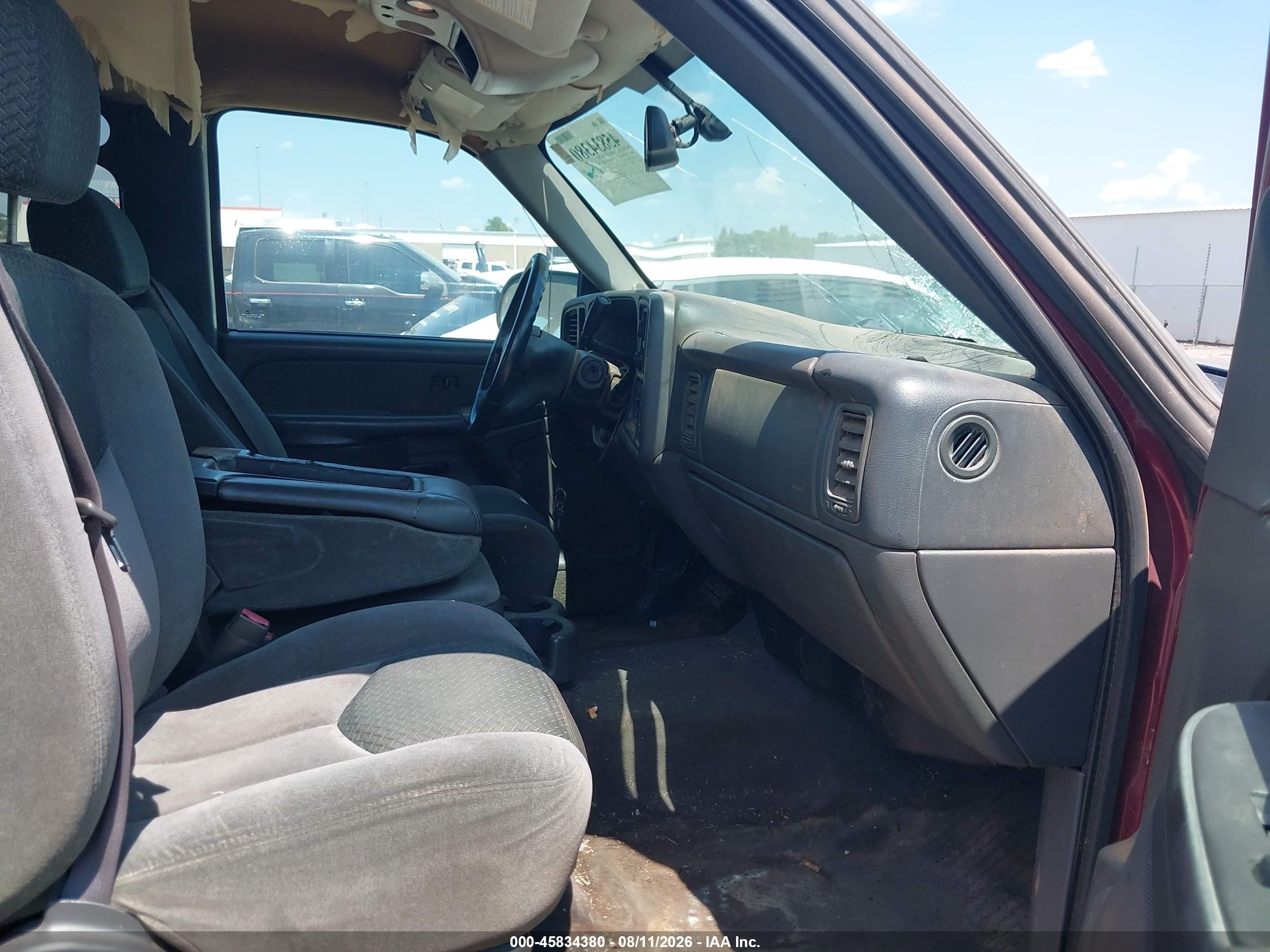 2004 Chevrolet Avalanche 1500   Red vin: 3GNEC12T44G176245