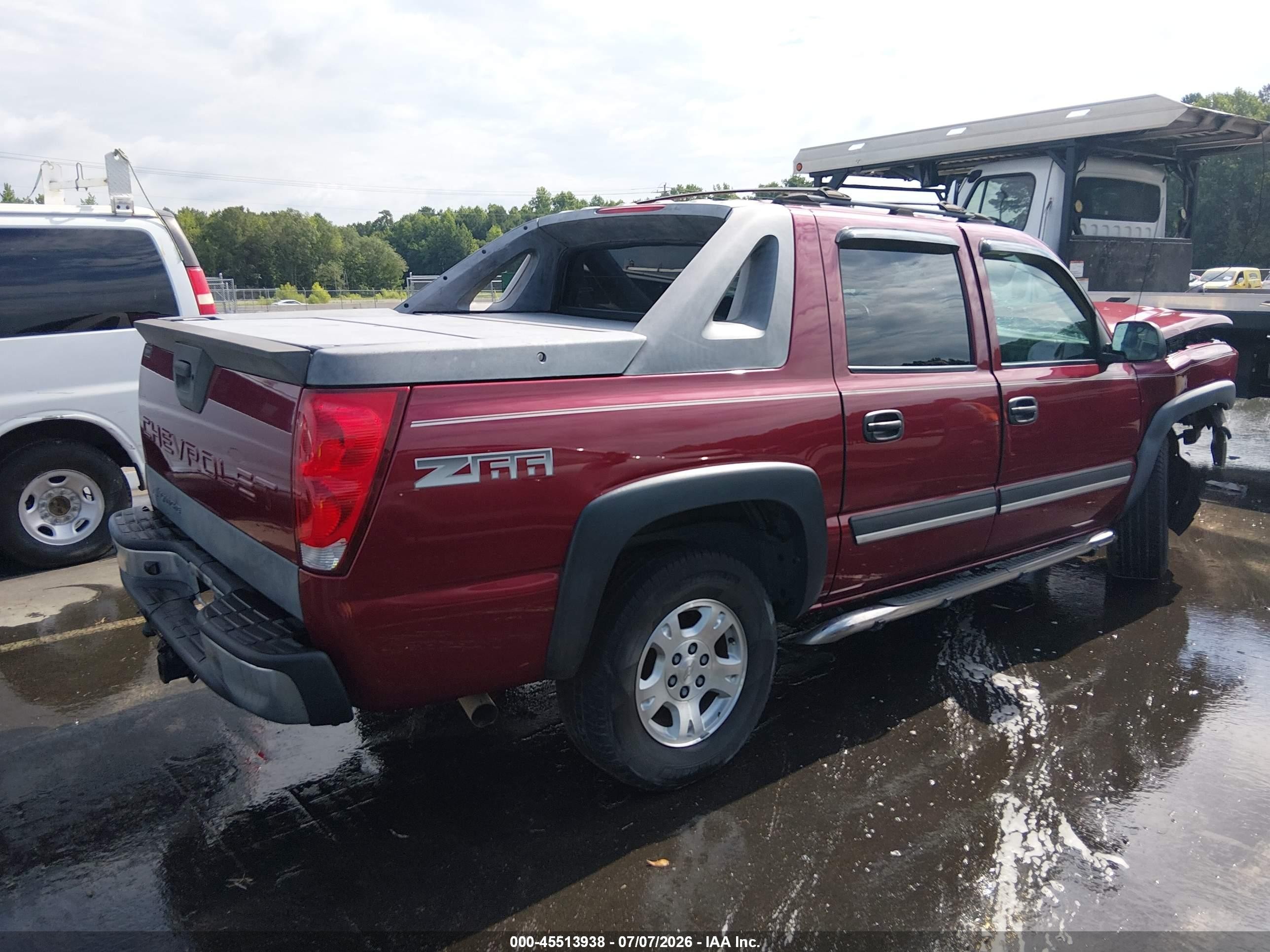 2004 Chevrolet Avalanche 1500   Red vin: 3GNEC12T44G297244