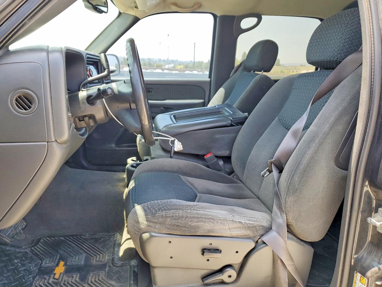 2004 Chevrolet Avalanche C1500 Charcoal vin: 3GNEC12T54G327030