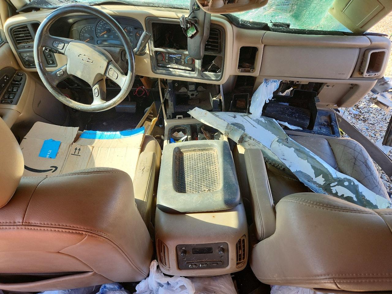 2004 Chevrolet Avalanche C1500 White vin: 3GNEC12T64G104494