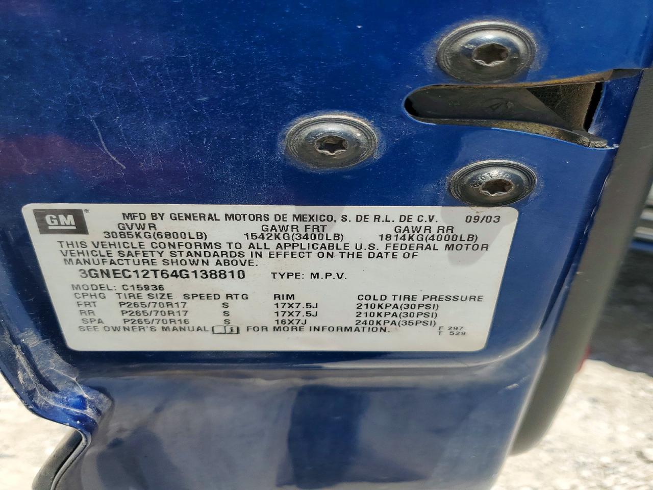 2004 Chevrolet Avalanche C1500 Blue vin: 3GNEC12T64G138810