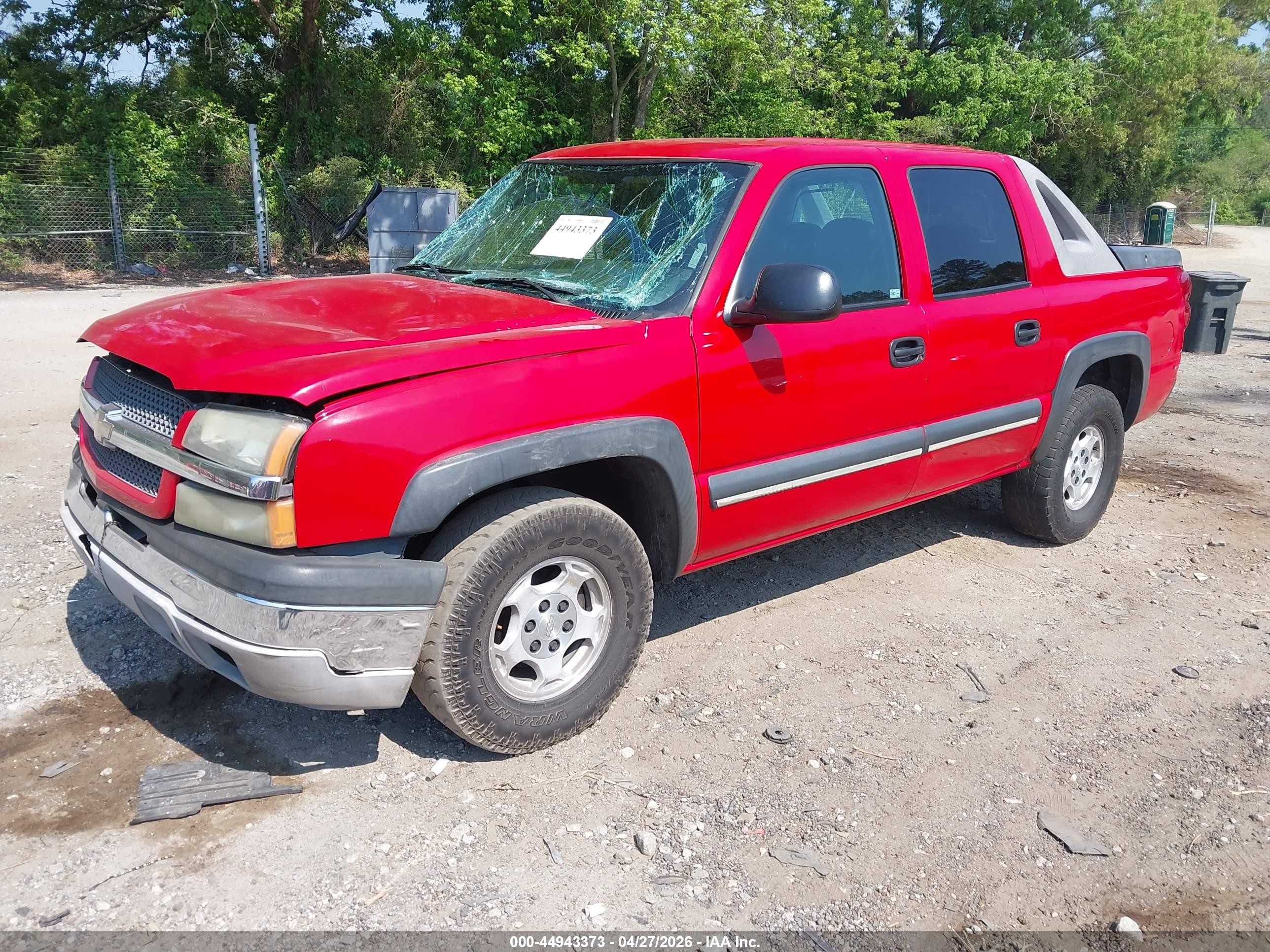 2004 Chevrolet Avalanche 1500   Red vin: 3GNEC12T64G141478