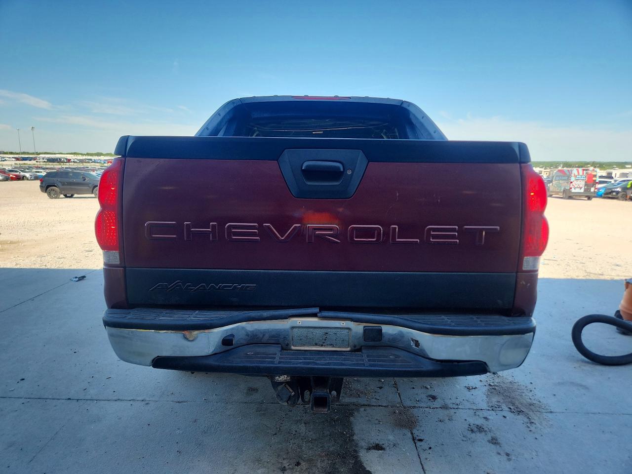 2004 Chevrolet Avalanche C1500 Maroon vin: 3GNEC12T64G197422