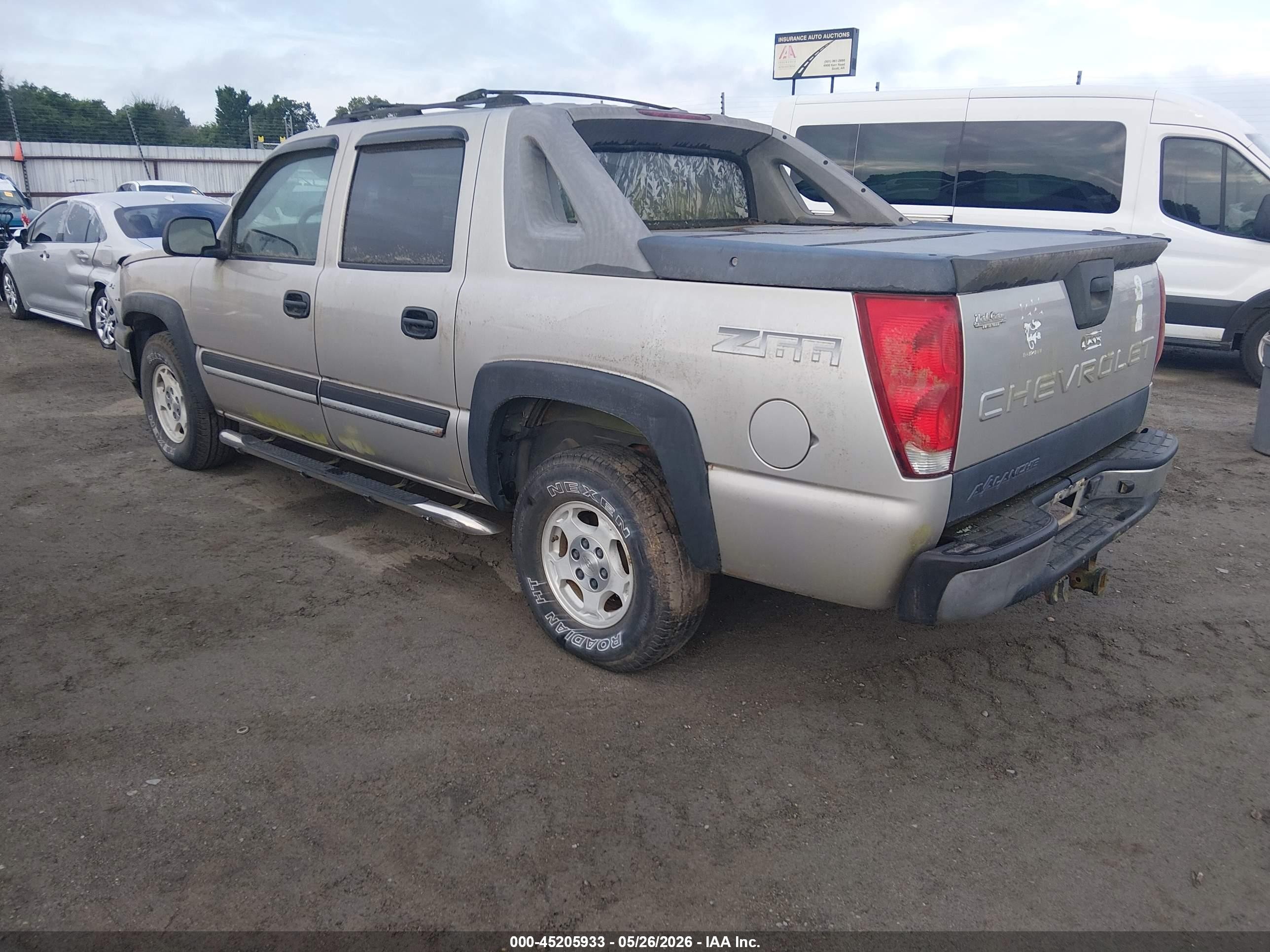 2004 Chevrolet Avalanche 1500   Beige vin: 3GNEC12T64G278307