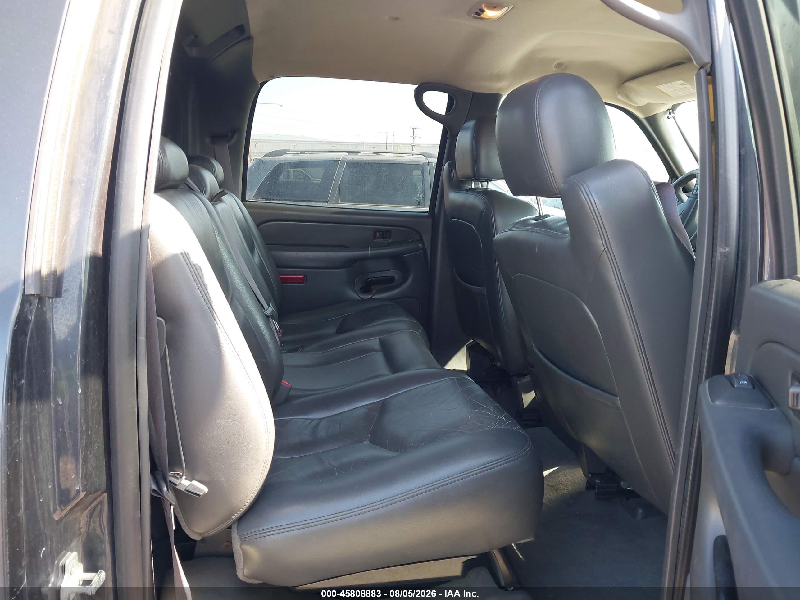 2004 Chevrolet Avalanche 1500   Black vin: 3GNEC12T64G322273