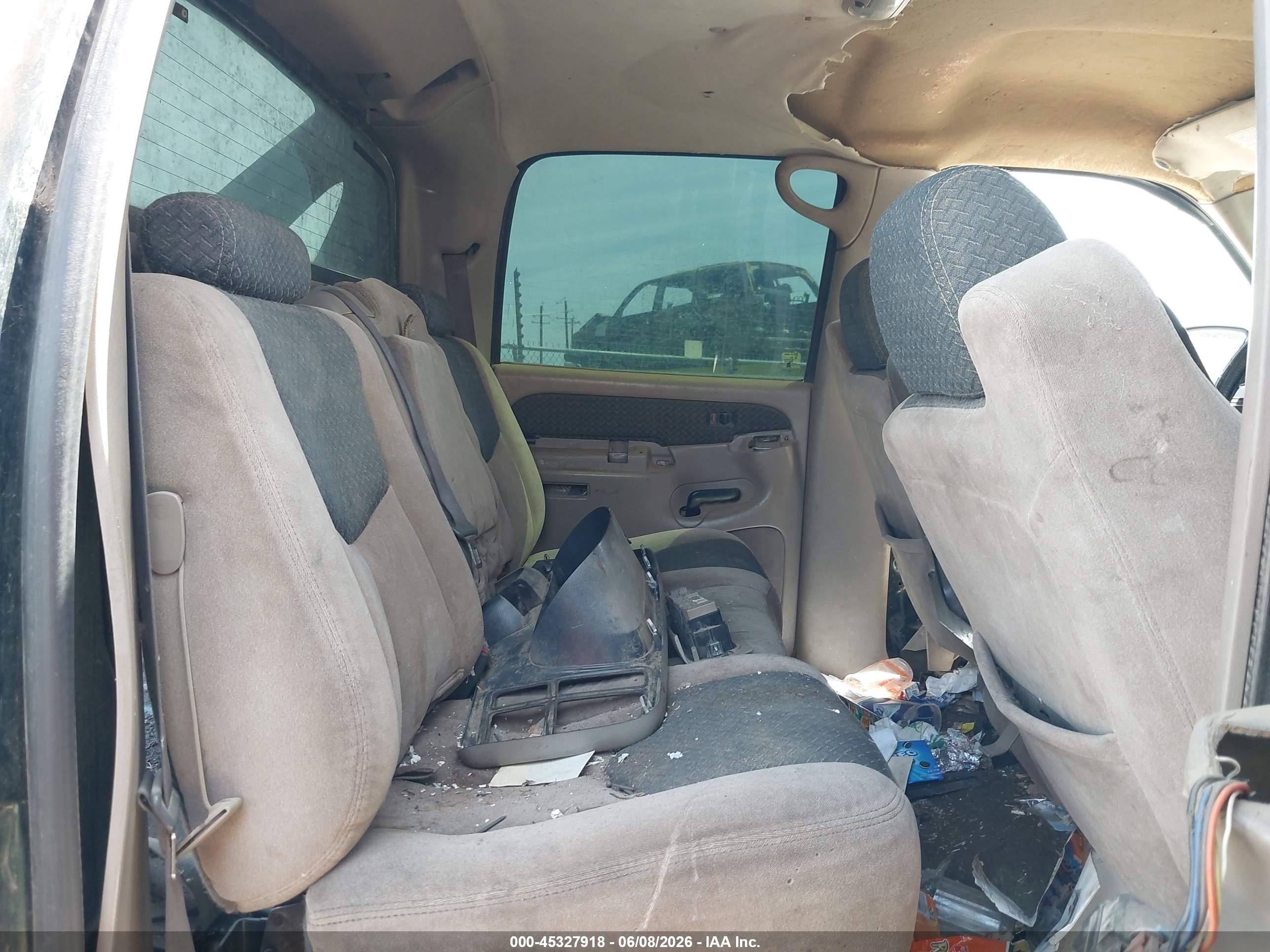 2004 Chevrolet Avalanche 1500   Зеленый vin: 3GNEC12T84G329063