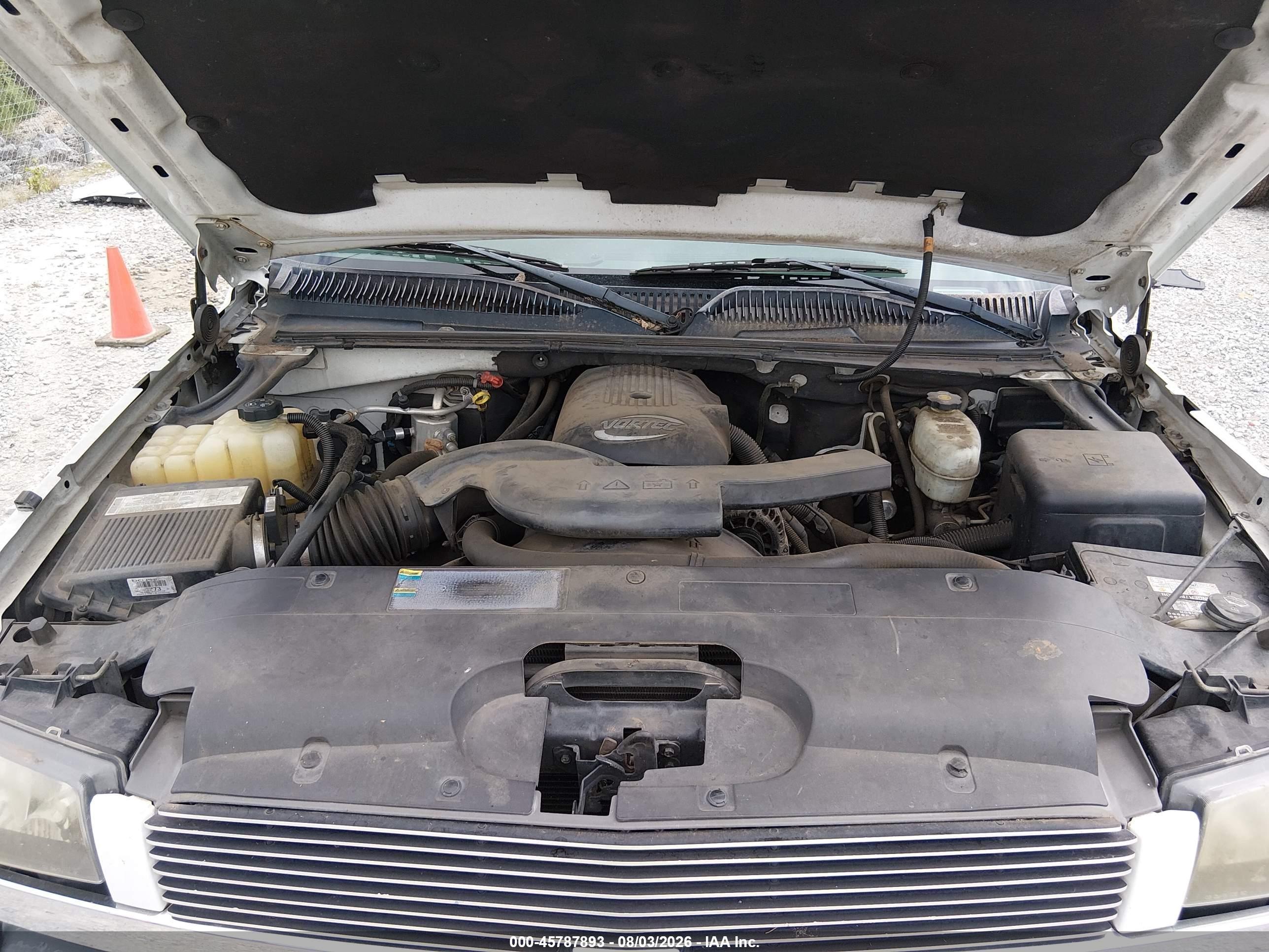2004 Chevrolet Avalanche 1500   White vin: 3GNEC12T94G237637