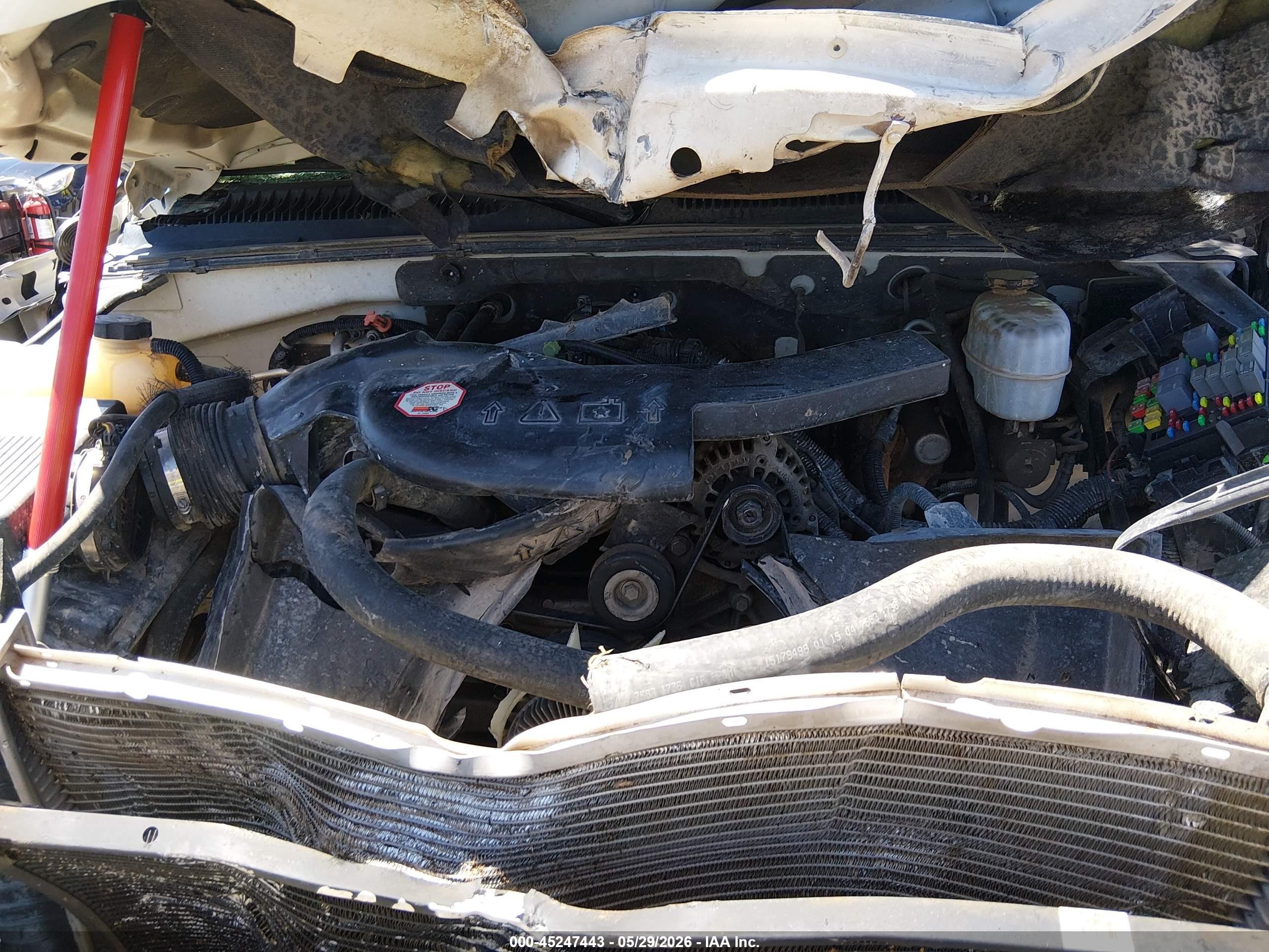 2004 Chevrolet Avalanche 1500   Белый vin: 3GNEC12TX4G221446