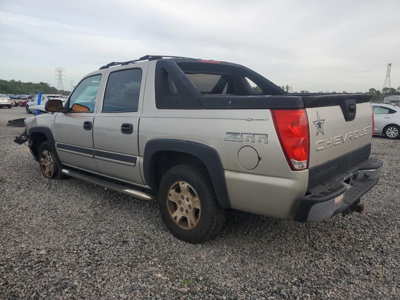 2004 Chevrolet Avalanche C1500 Beige vin: 3GNEC12TX4G296700