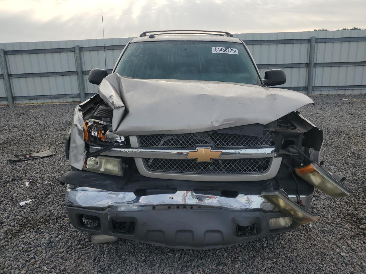 2004 Chevrolet Avalanche C1500 Beige vin: 3GNEC12TX4G296700