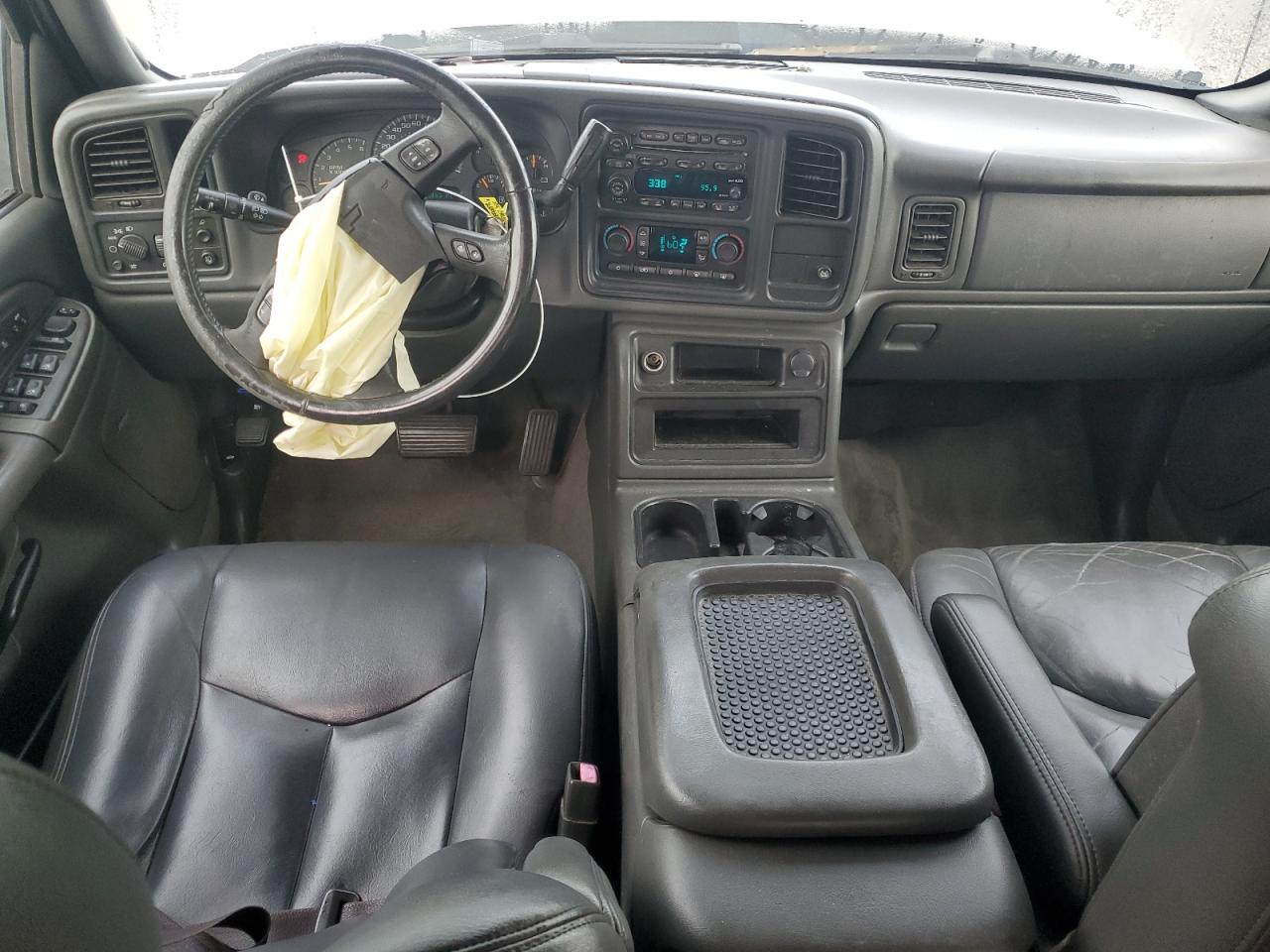 2004 Chevrolet Avalanche C1500 Beige vin: 3GNEC12TX4G296700