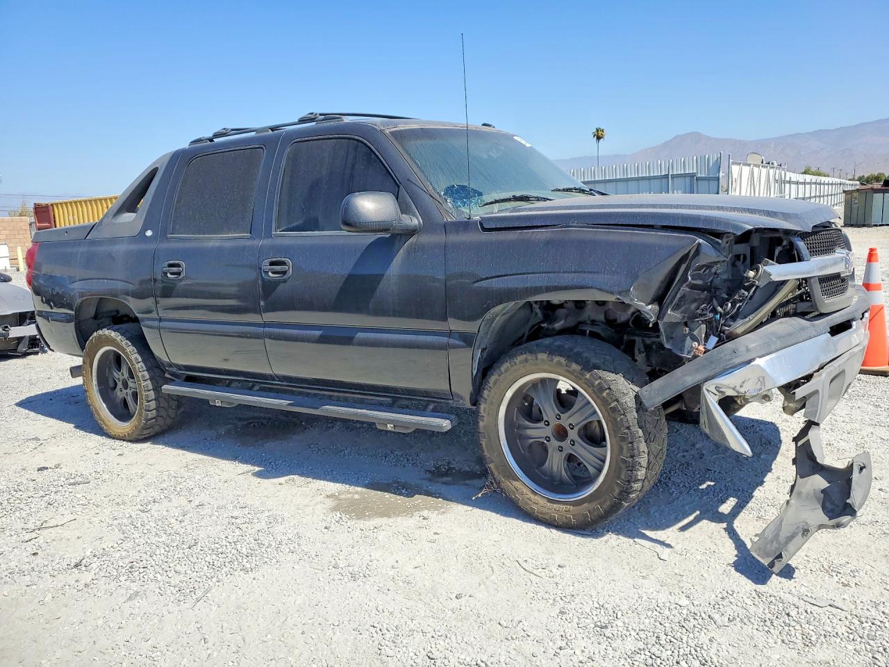 2005 Chevrolet Avalanche C1500 Charcoal vin: 3GNEC12Z05G256129