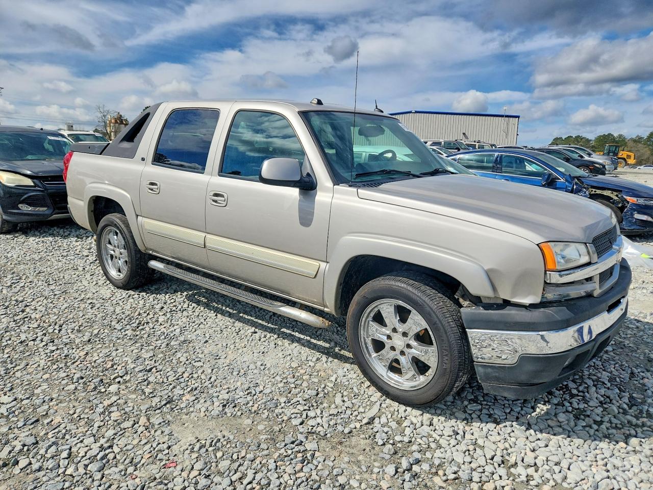 2005 Chevrolet Avalanche C1500 Gray vin: 3GNEC12Z05G274792