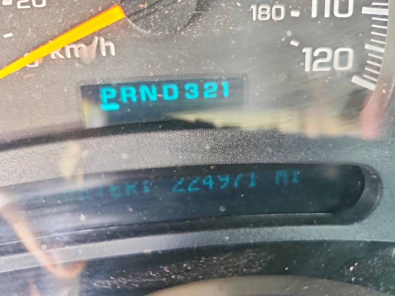 2005 Chevrolet Avalanche C1500 Gray vin: 3GNEC12Z05G274792