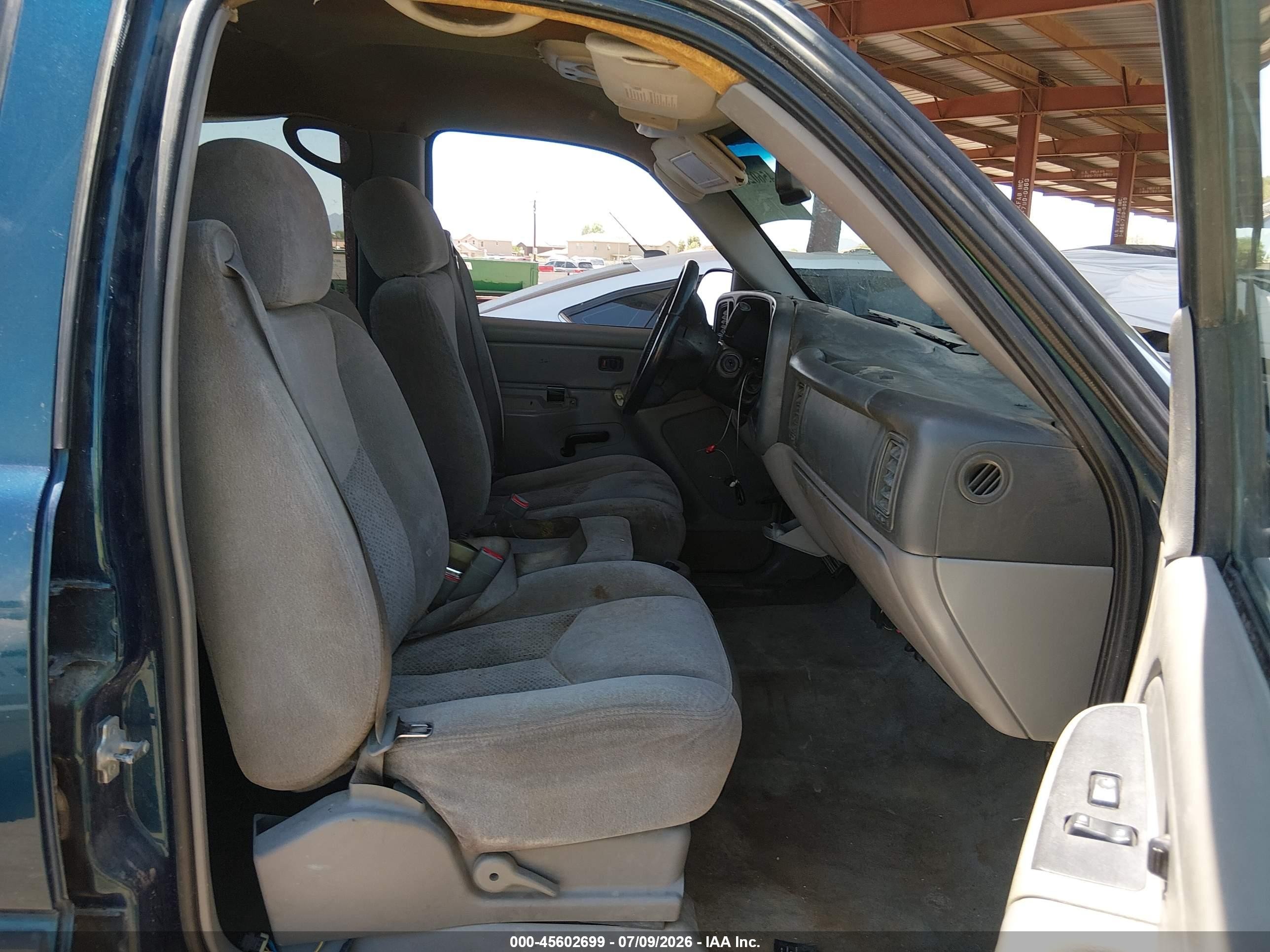 2005 Chevrolet Avalanche 1500 Ls Blue vin: 3GNEC12Z15G126375