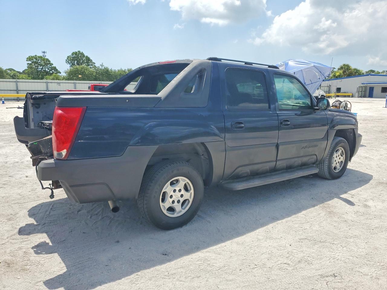 2005 Chevrolet Avalanche C1500 Blue vin: 3GNEC12Z15G213225