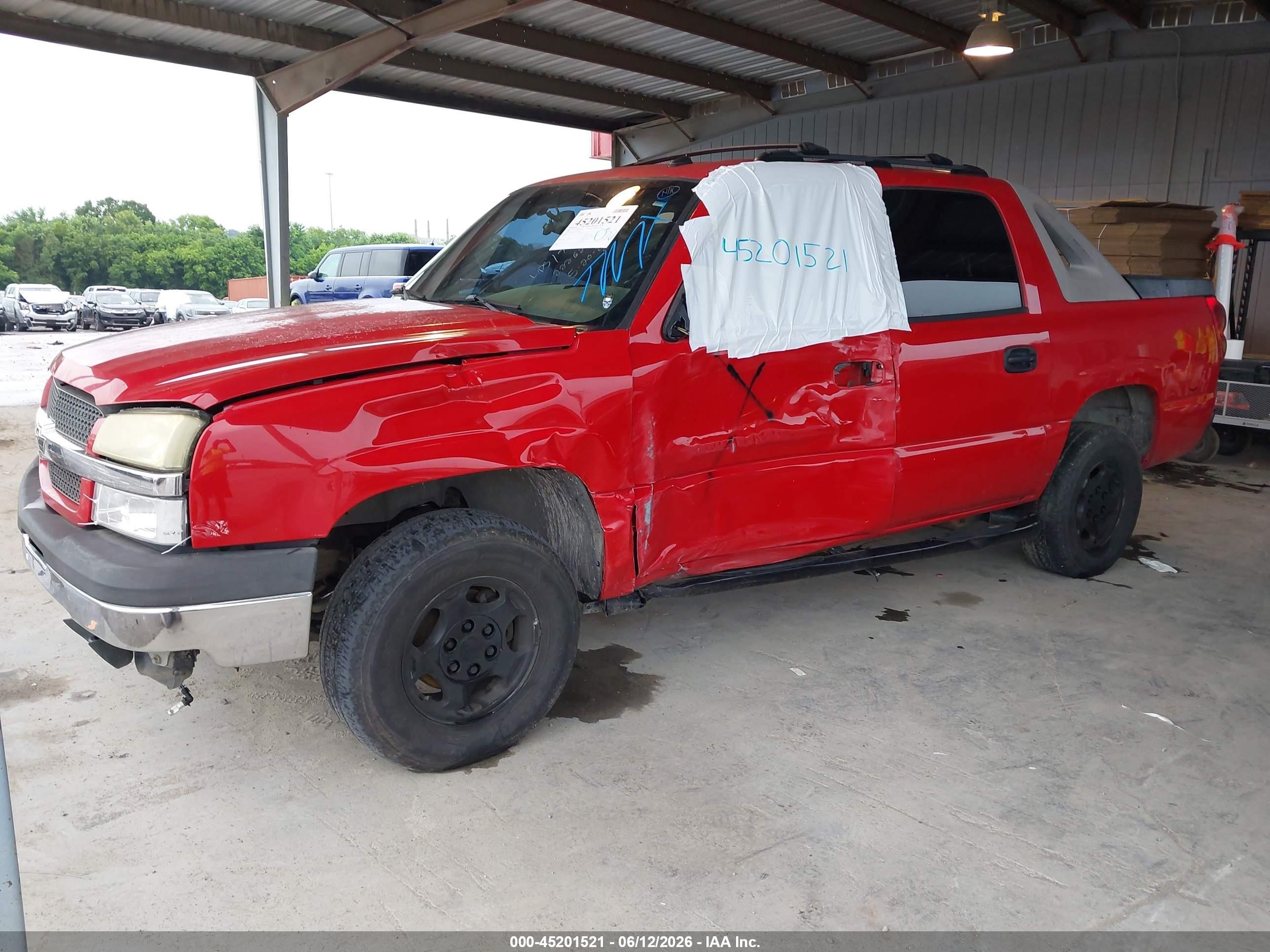 2005 Chevrolet Avalanche 1500 Ls Red vin: 3GNEC12Z15G222622