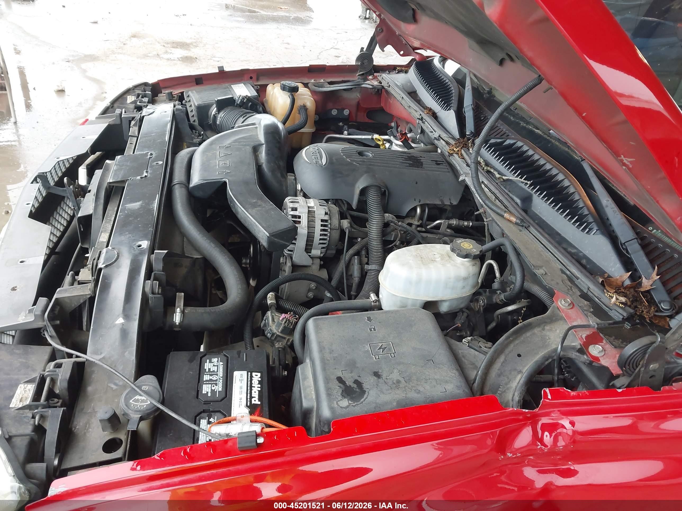 2005 Chevrolet Avalanche 1500 Ls Red vin: 3GNEC12Z15G222622