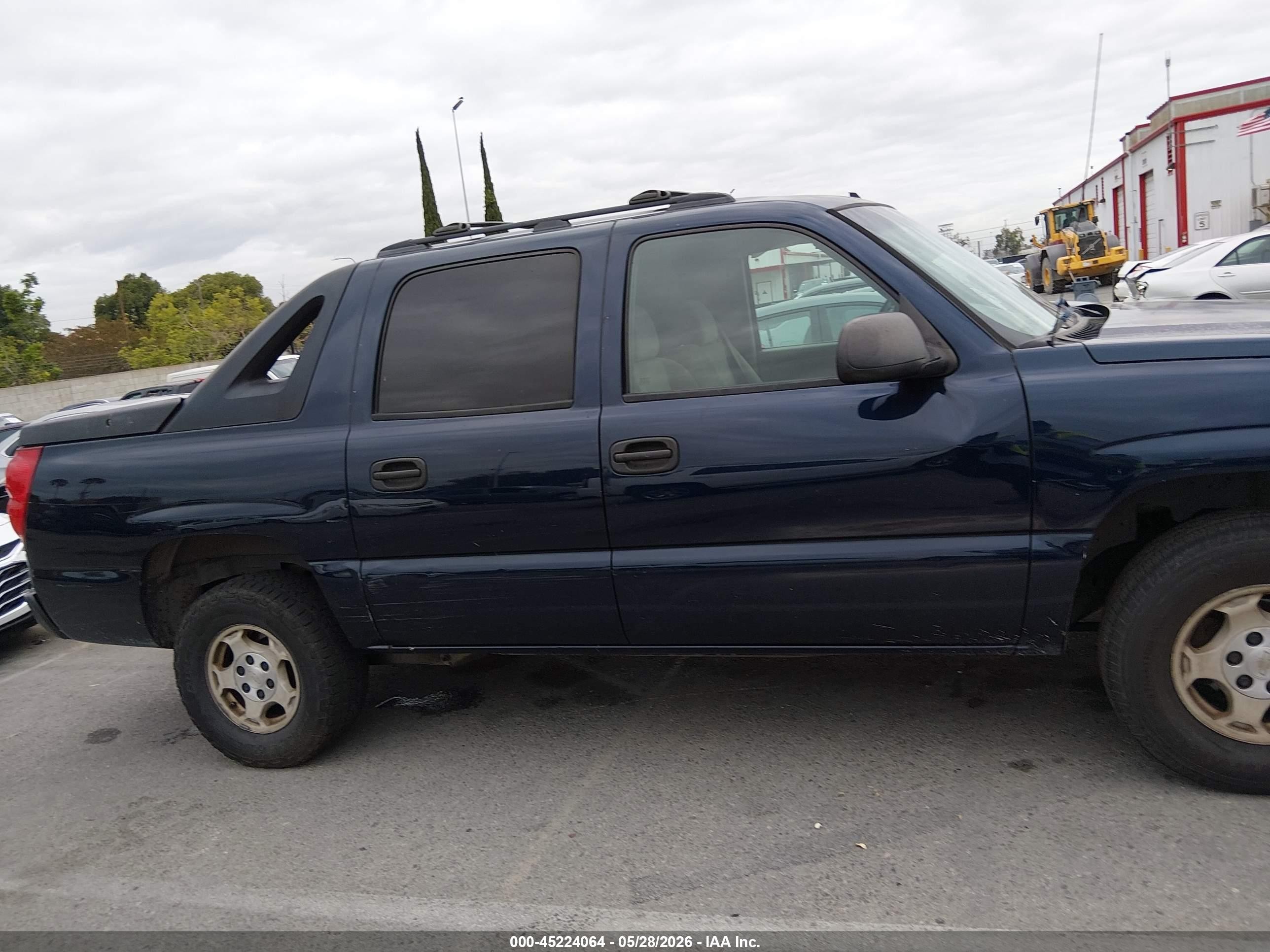 2006 Chevrolet Avalanche 1500 Ls Blue vin: 3GNEC12Z16G107049