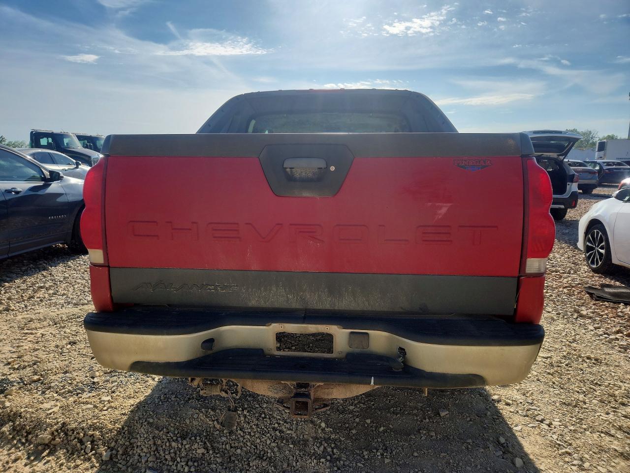 2005 Chevrolet Avalanche C1500 Red vin: 3GNEC12Z25G195172