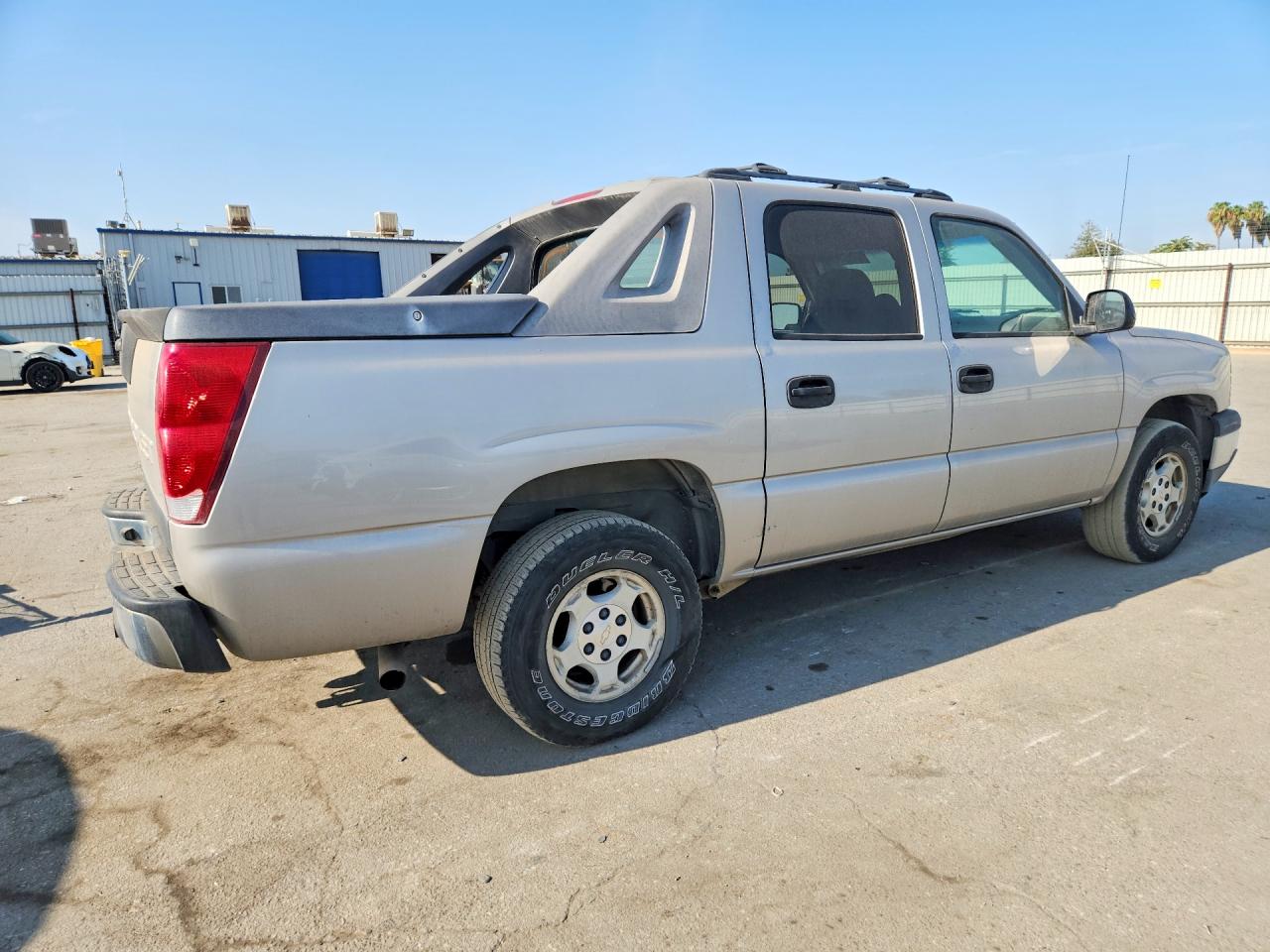 2005 Chevrolet Avalanche C1500 Tan vin: 3GNEC12Z25G250199