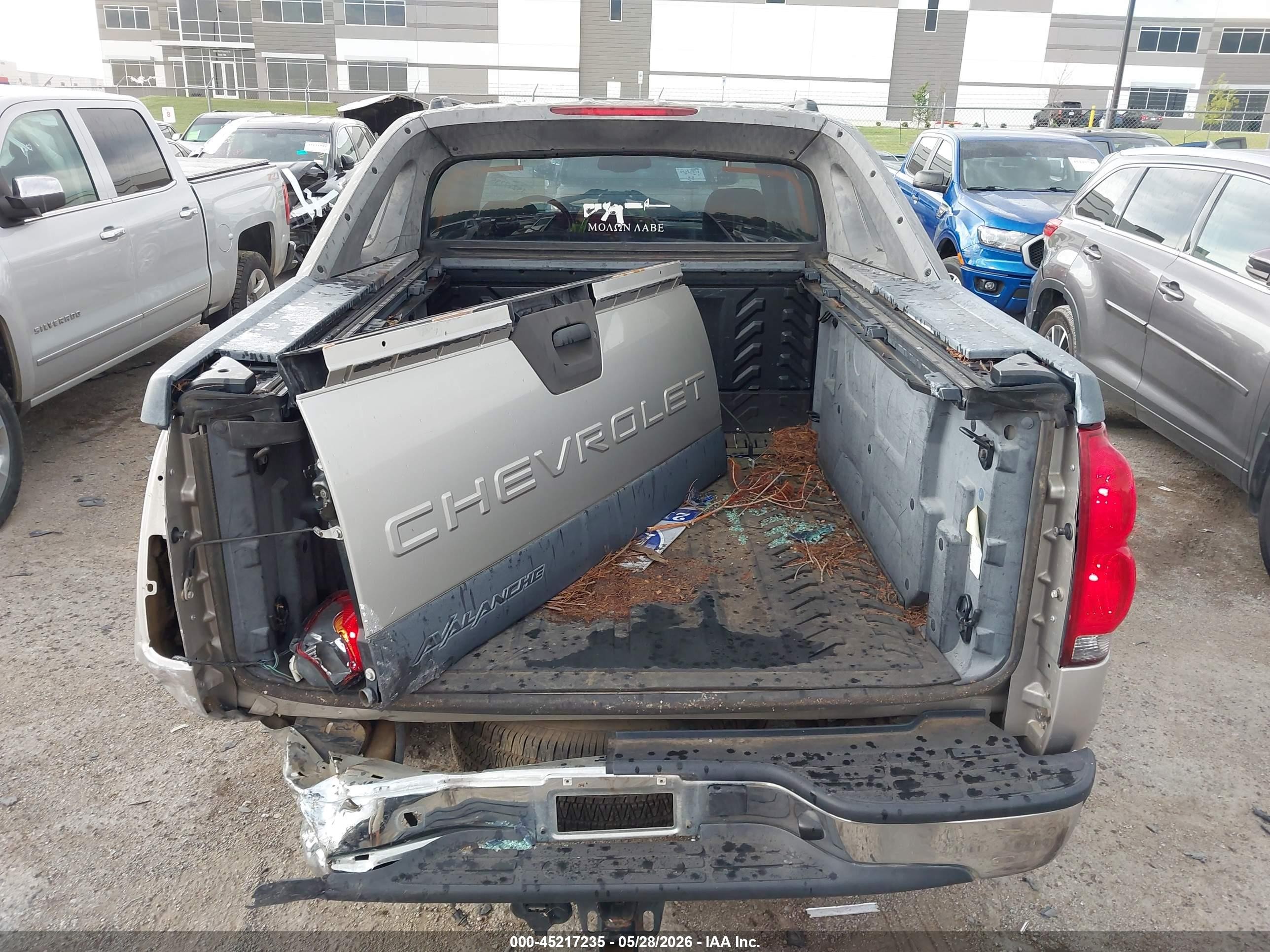 2005 Chevrolet Avalanche 1500 Ls Tan vin: 3GNEC12Z25G282361