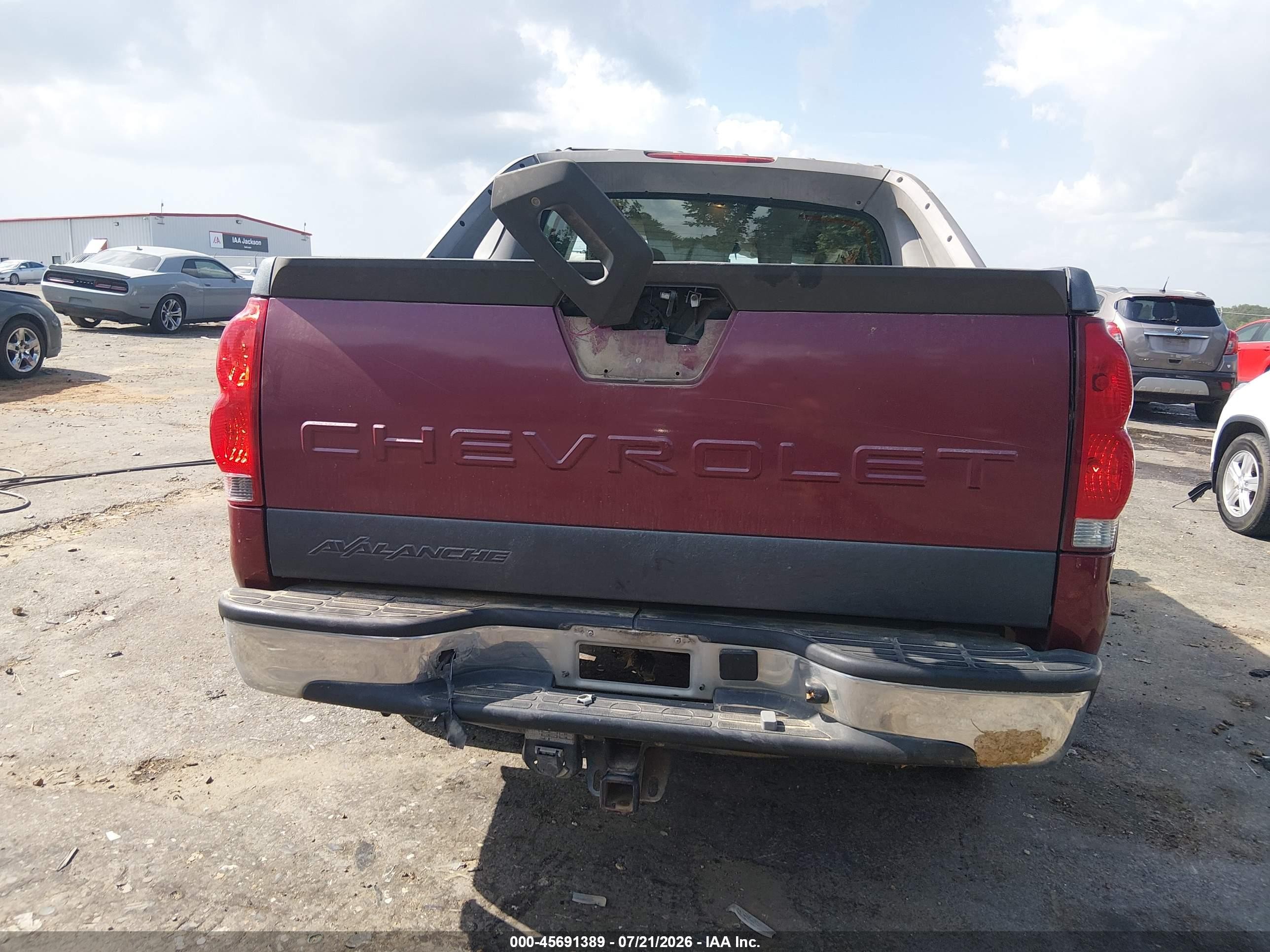 2006 Chevrolet Avalanche 1500 Ls Red vin: 3GNEC12Z36G153546