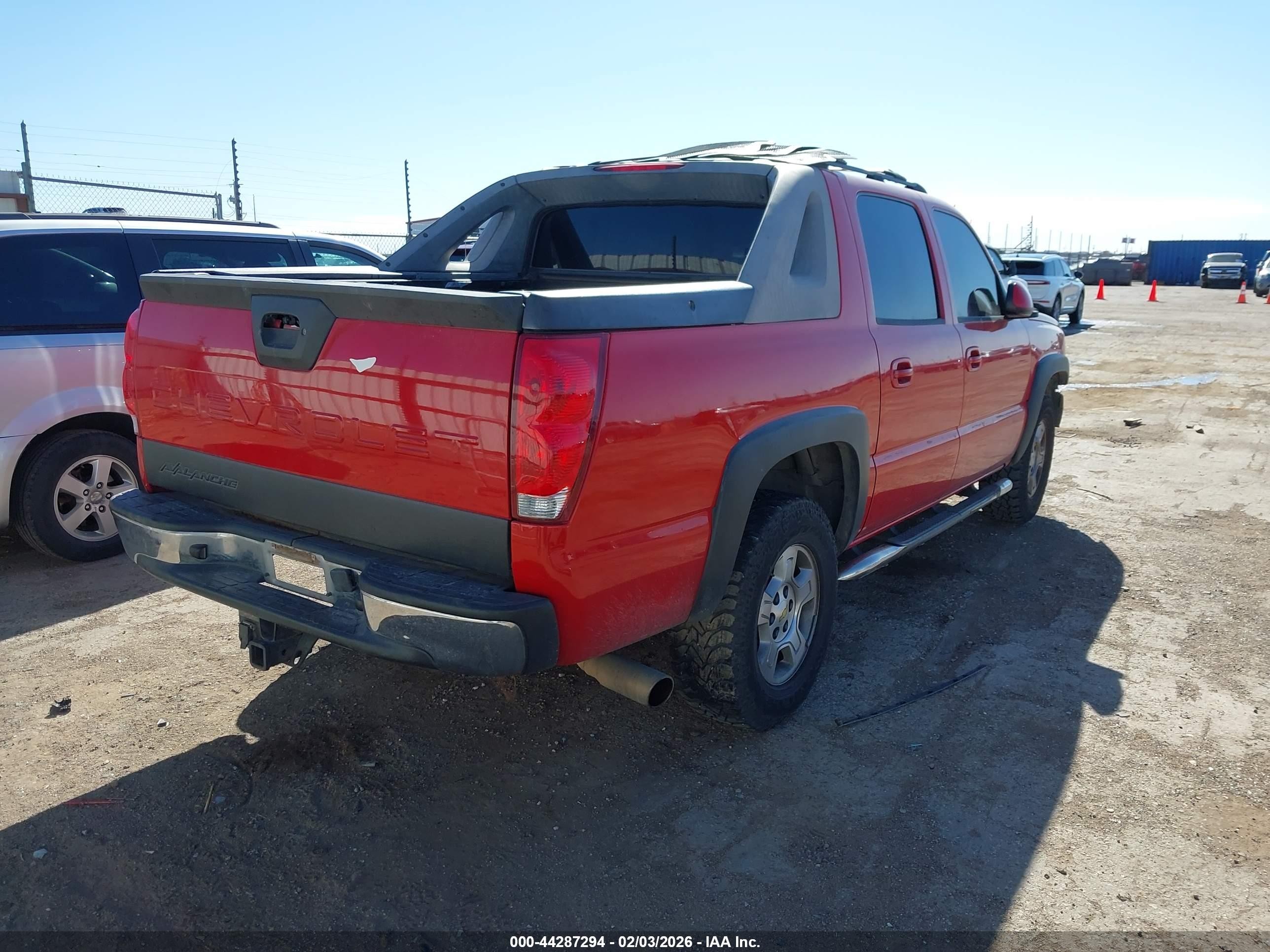 2005 Chevrolet Avalanche 1500 Z66 Красный vin: 3GNEC12Z45G226924