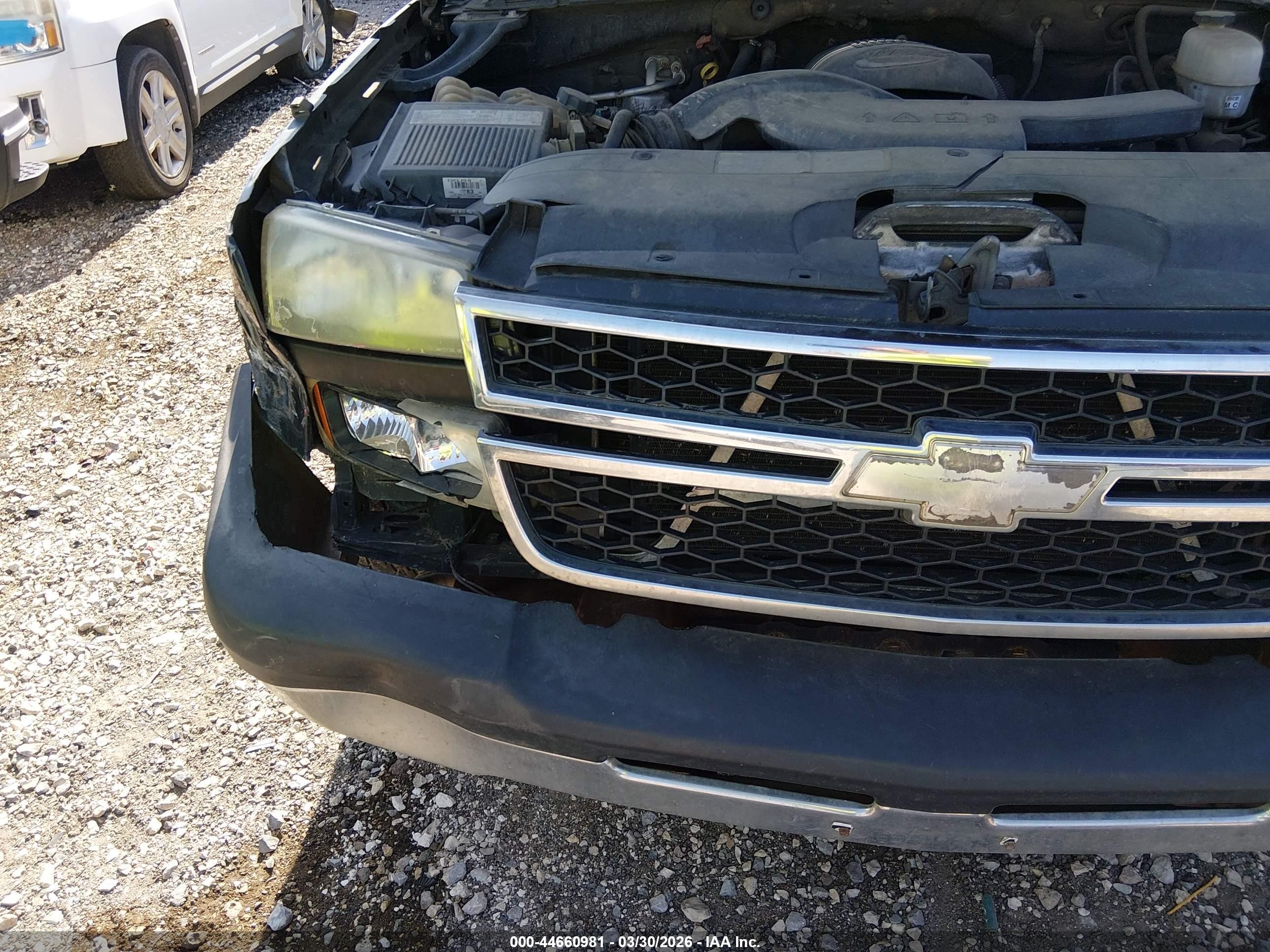 2005 Chevrolet Avalanche 1500 Z66 Black vin: 3GNEC12Z55G204723