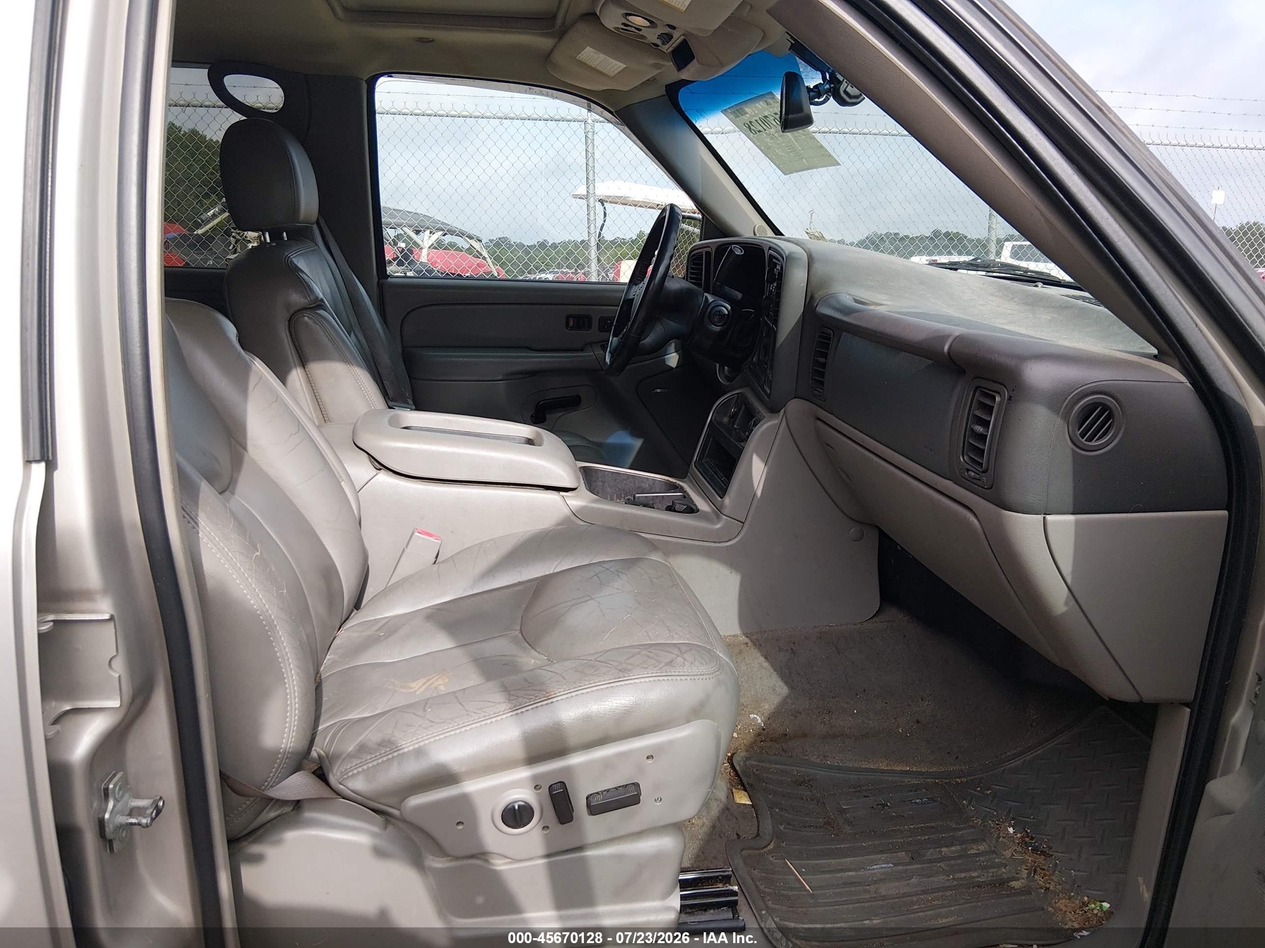 2006 Chevrolet Avalanche 1500 Z66 Серебряный vin: 3GNEC12Z56G113517