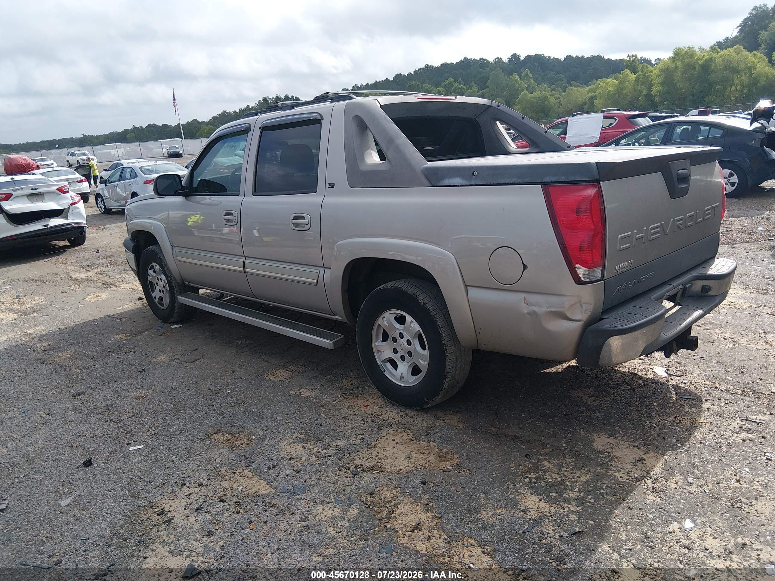 2006 Chevrolet Avalanche 1500 Z66 Серебряный vin: 3GNEC12Z56G113517