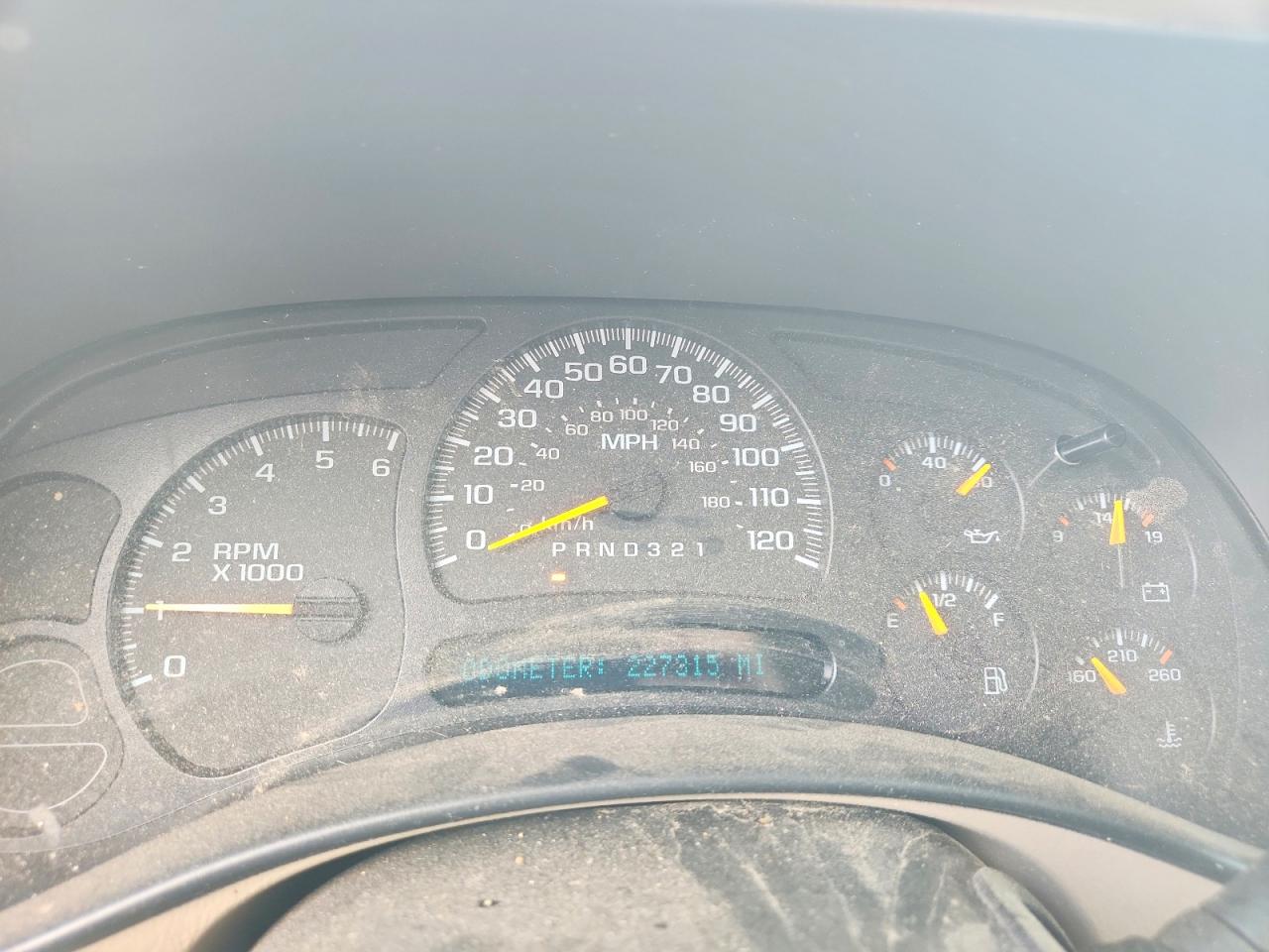 2006 Chevrolet Avalanche C1500 White vin: 3GNEC12Z56G115039