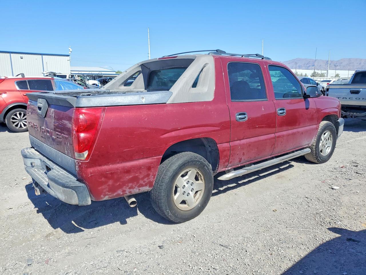 2006 Chevrolet Avalanche C1500 Red vin: 3GNEC12Z56G129734