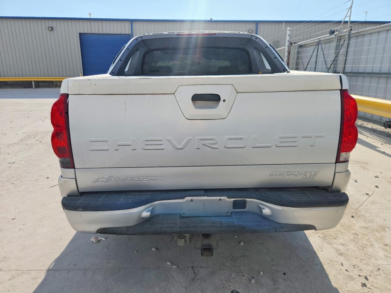 2006 Chevrolet Avalanche C1500 Серебряный vin: 3GNEC12Z56G178920