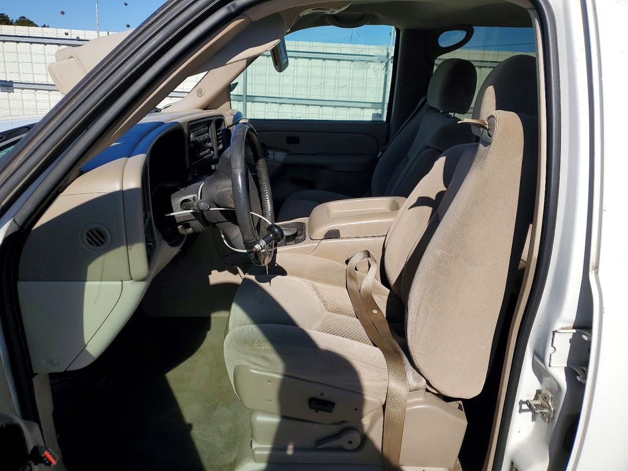 2005 Chevrolet Avalanche C1500 White vin: 3GNEC12Z65G123519