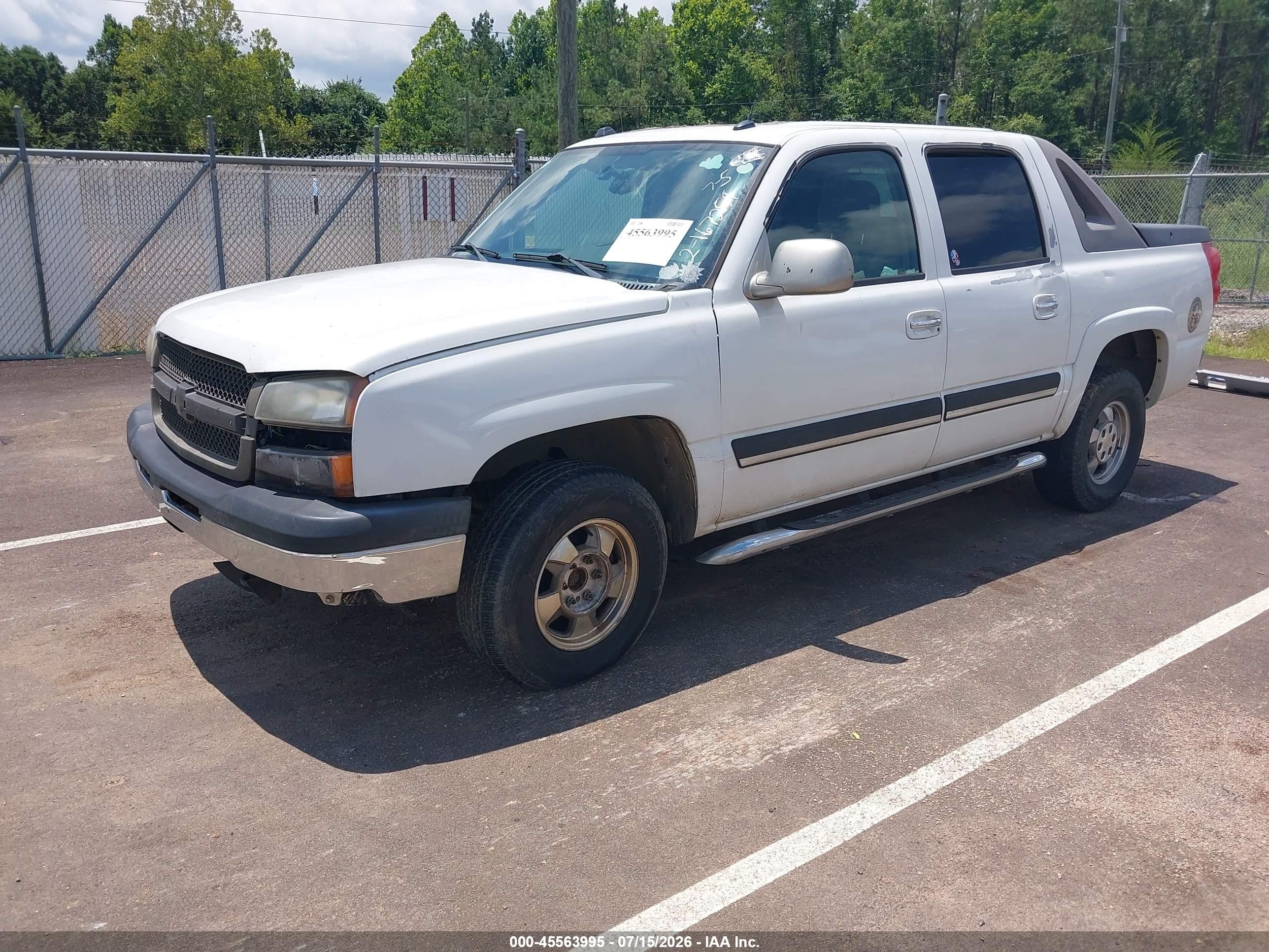2005 Chevrolet Avalanche 1500 Ls White vin: 3GNEC12Z65G167259