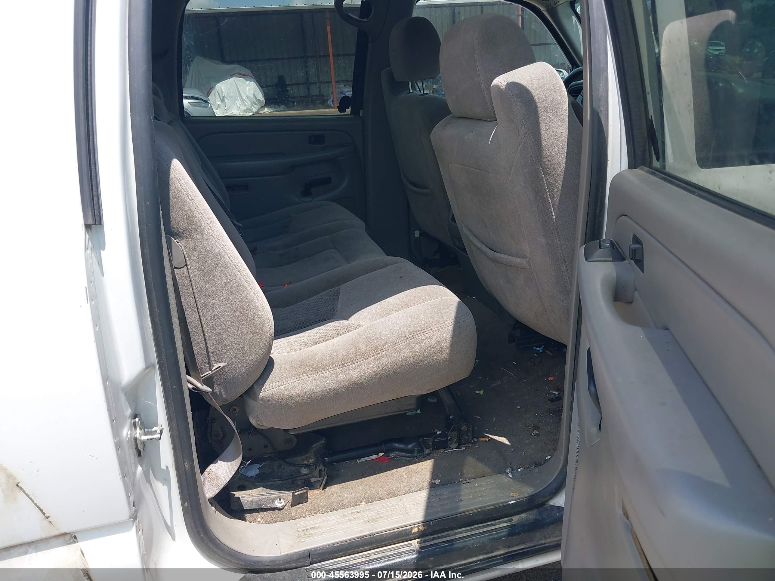 2005 Chevrolet Avalanche 1500 Ls White vin: 3GNEC12Z65G167259