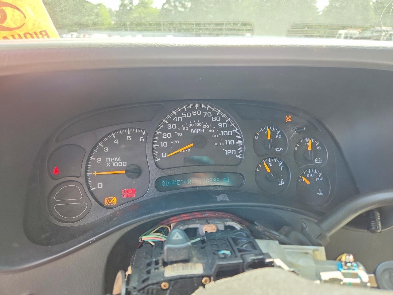 2005 Chevrolet Avalanche C1500 Зеленый vin: 3GNEC12Z75G101528