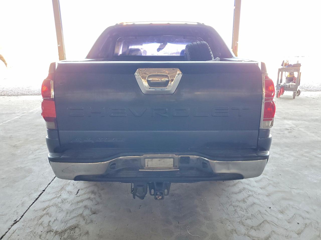 2005 Chevrolet Avalanche C1500 Gray vin: 3GNEC12Z75G169022