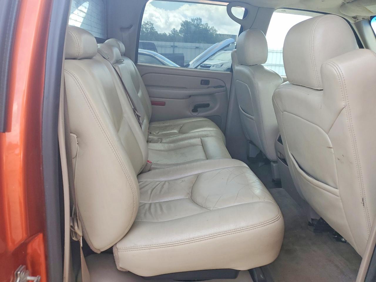 2005 Chevrolet Avalanche C1500 Orange vin: 3GNEC12Z75G227873