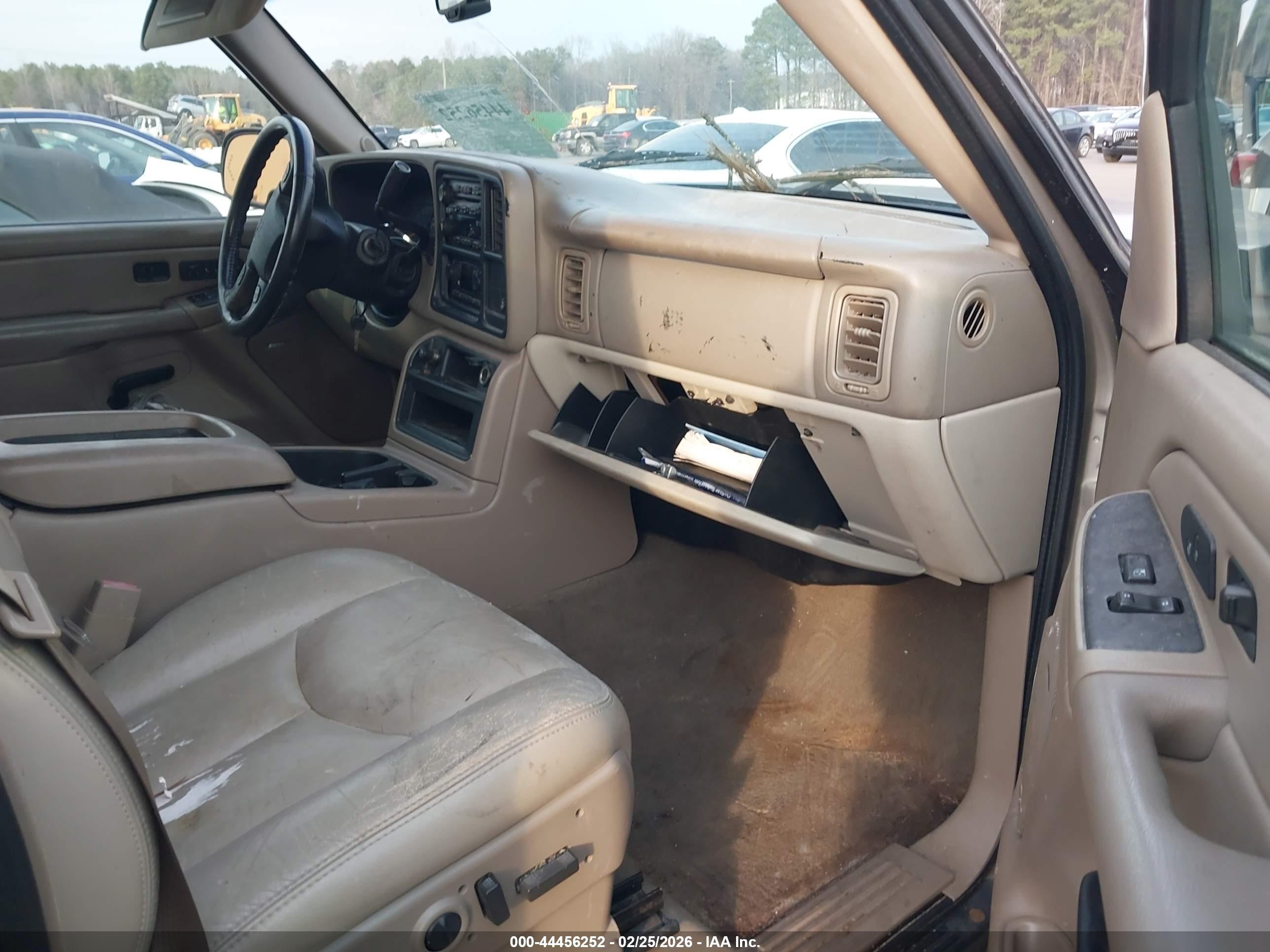2006 Chevrolet Avalanche 1500 Z66 Бежевый vin: 3GNEC12Z76G227857