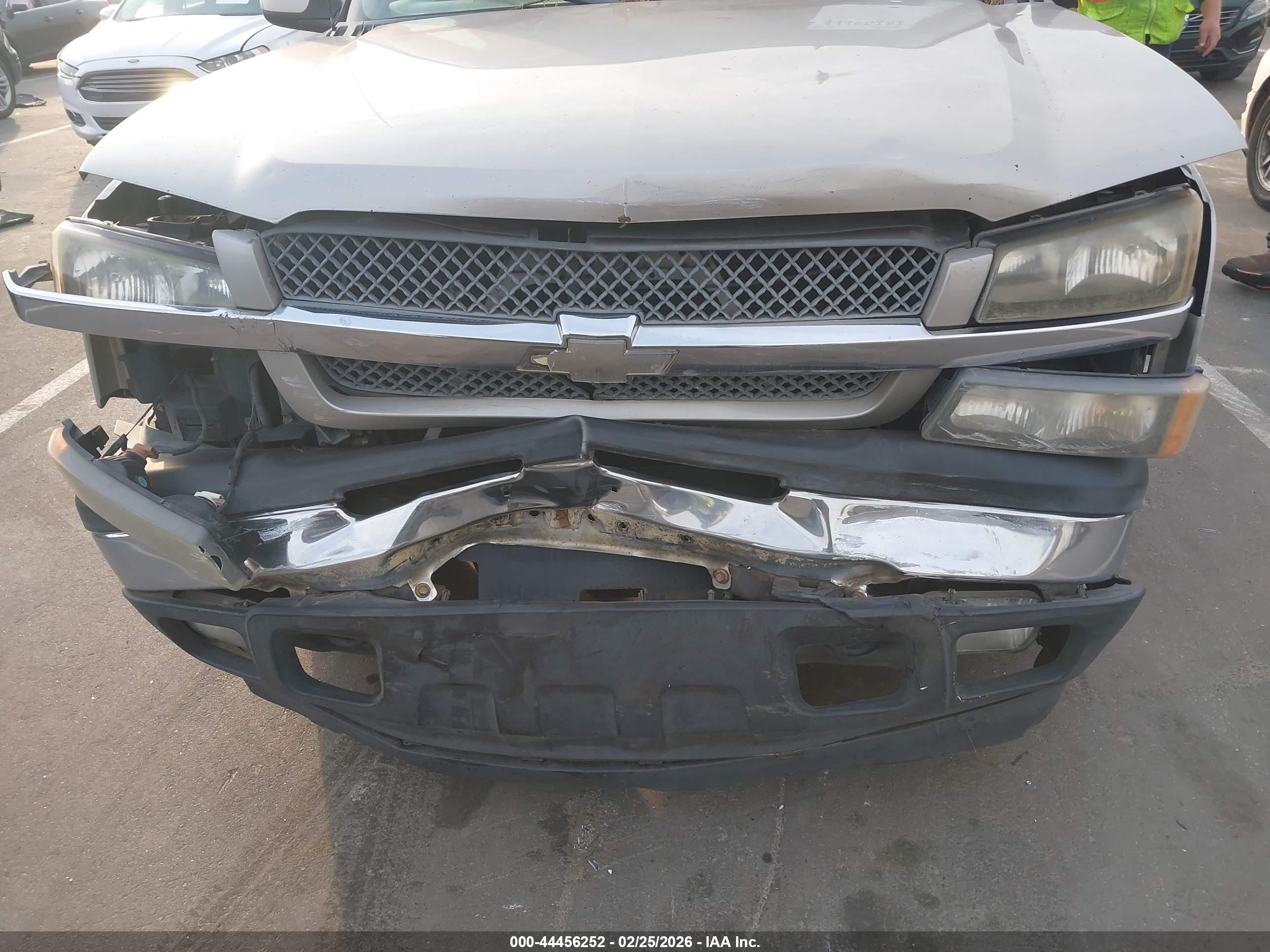 2006 Chevrolet Avalanche 1500 Z66 Бежевый vin: 3GNEC12Z76G227857