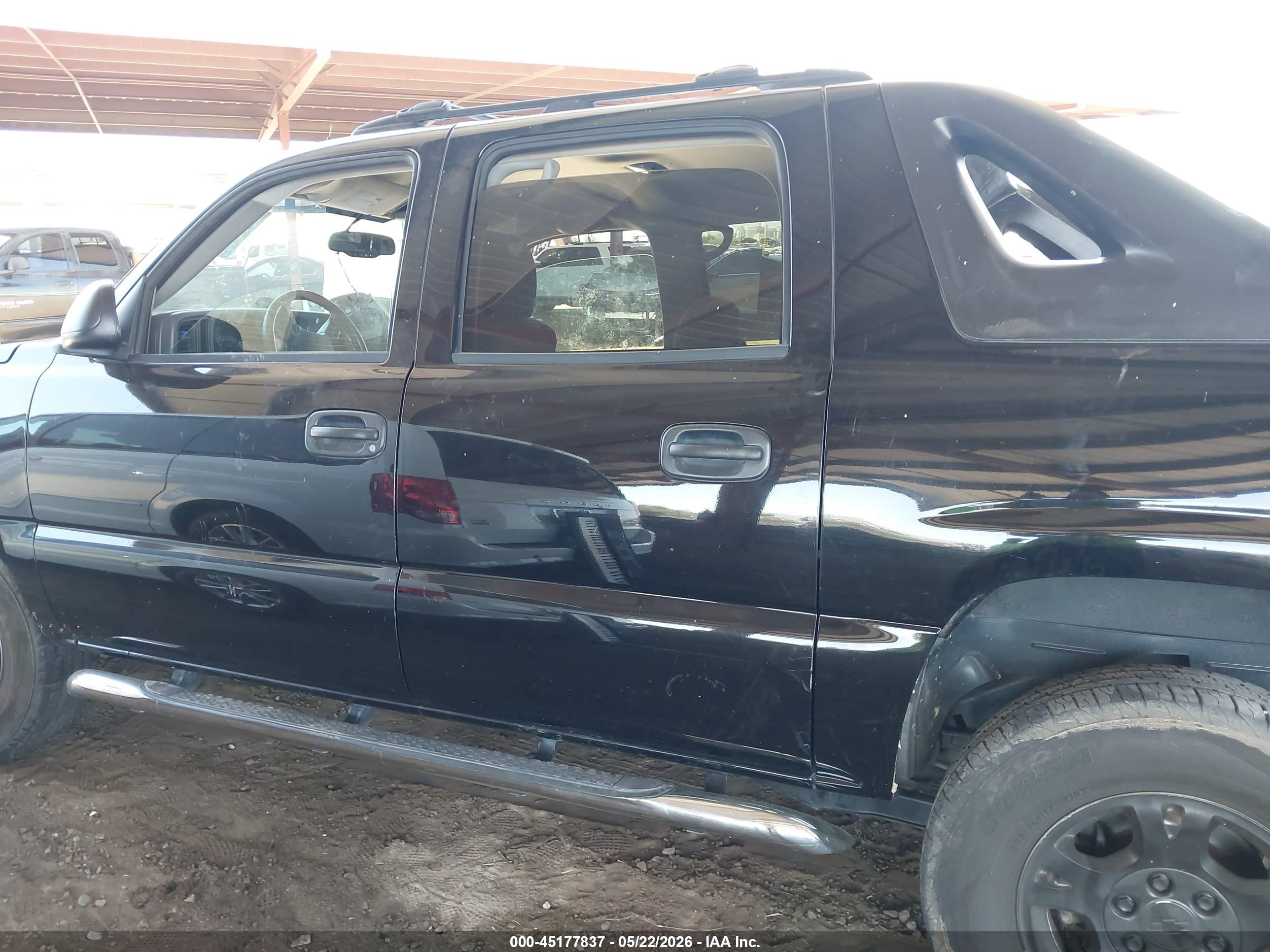 2005 Chevrolet Avalanche 1500 Z66 Black vin: 3GNEC12Z85G131489
