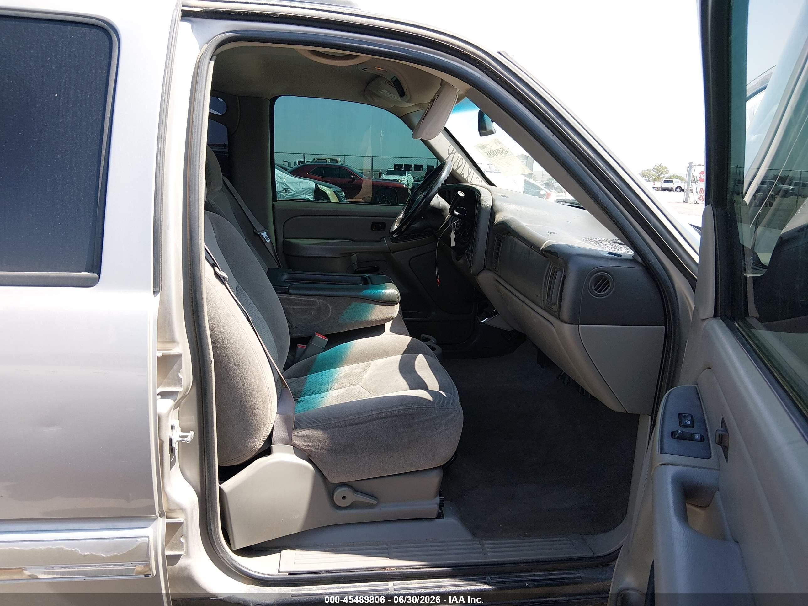 2005 Chevrolet Avalanche 1500 Ls Silver vin: 3GNEC12ZX5G179477