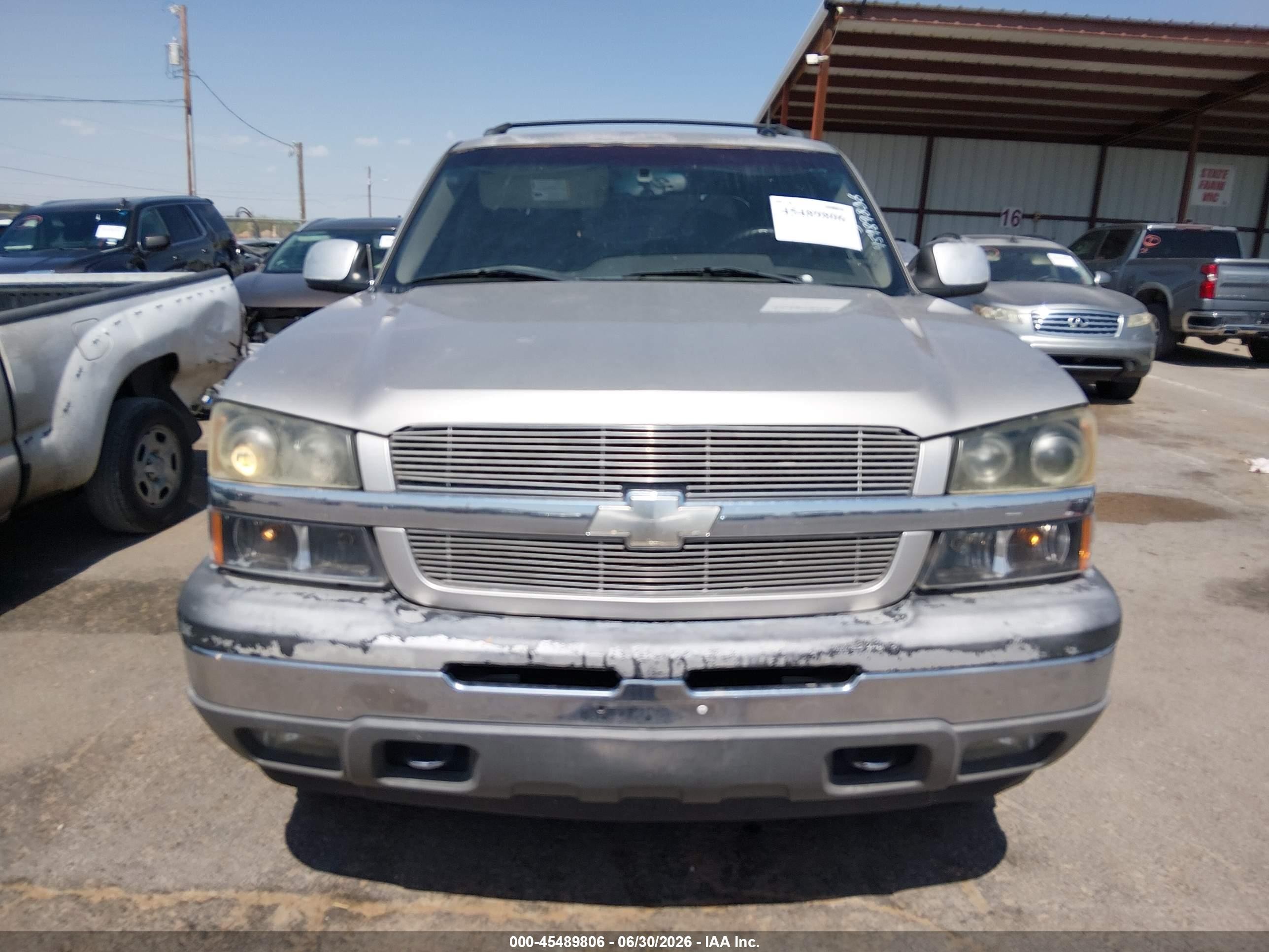 2005 Chevrolet Avalanche 1500 Ls Silver vin: 3GNEC12ZX5G179477